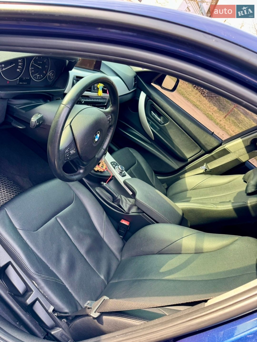 BMW 3 Series 2016 VIN WBA8J91070K726135 фото оголошення 18 з 28