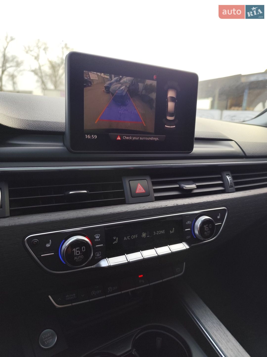 Audi A4 2017 VIN WAUGNAF4XHN015620 фото оголошення 2 з 40