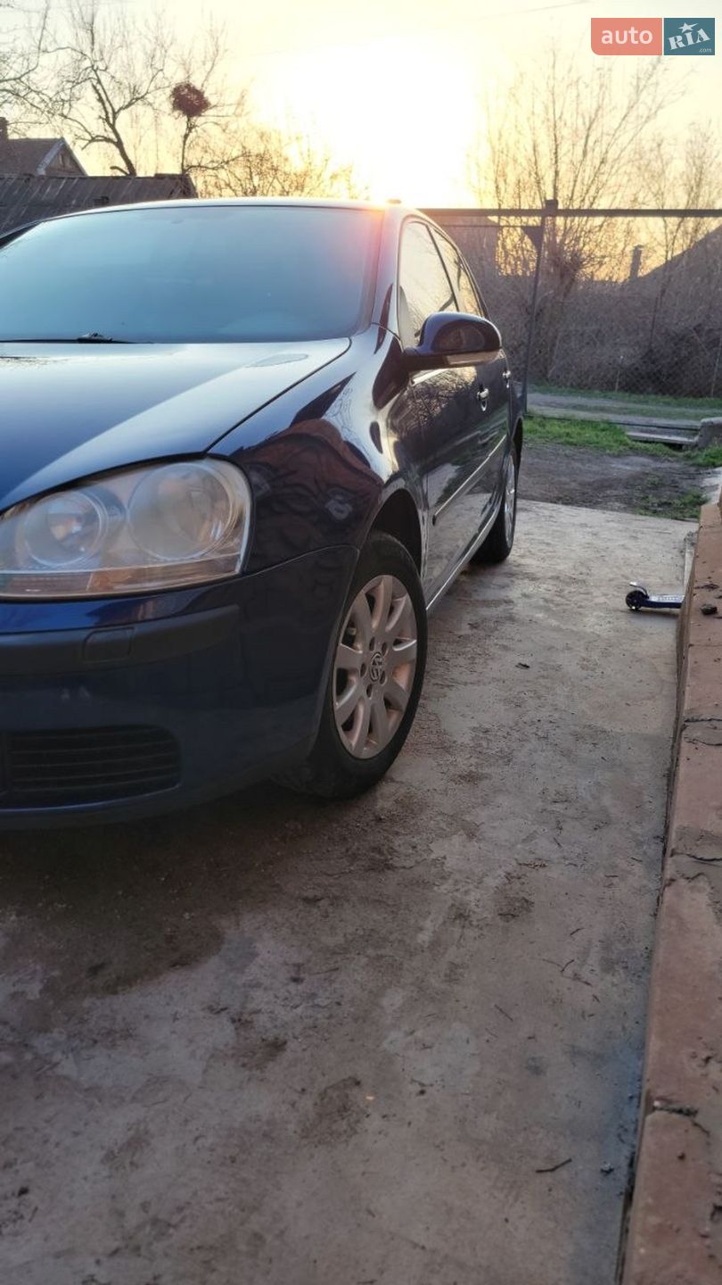 Volkswagen Golf 2005 VIN WVWZZZ1KZ5P064786 фото оголошення 3 з 10