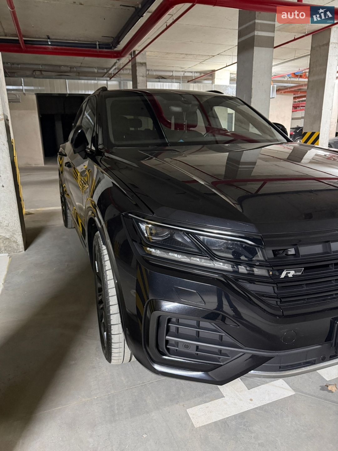 Volkswagen Touareg 2019 VIN WVGZZZCRZKD032008 фото оголошення 17 з 21