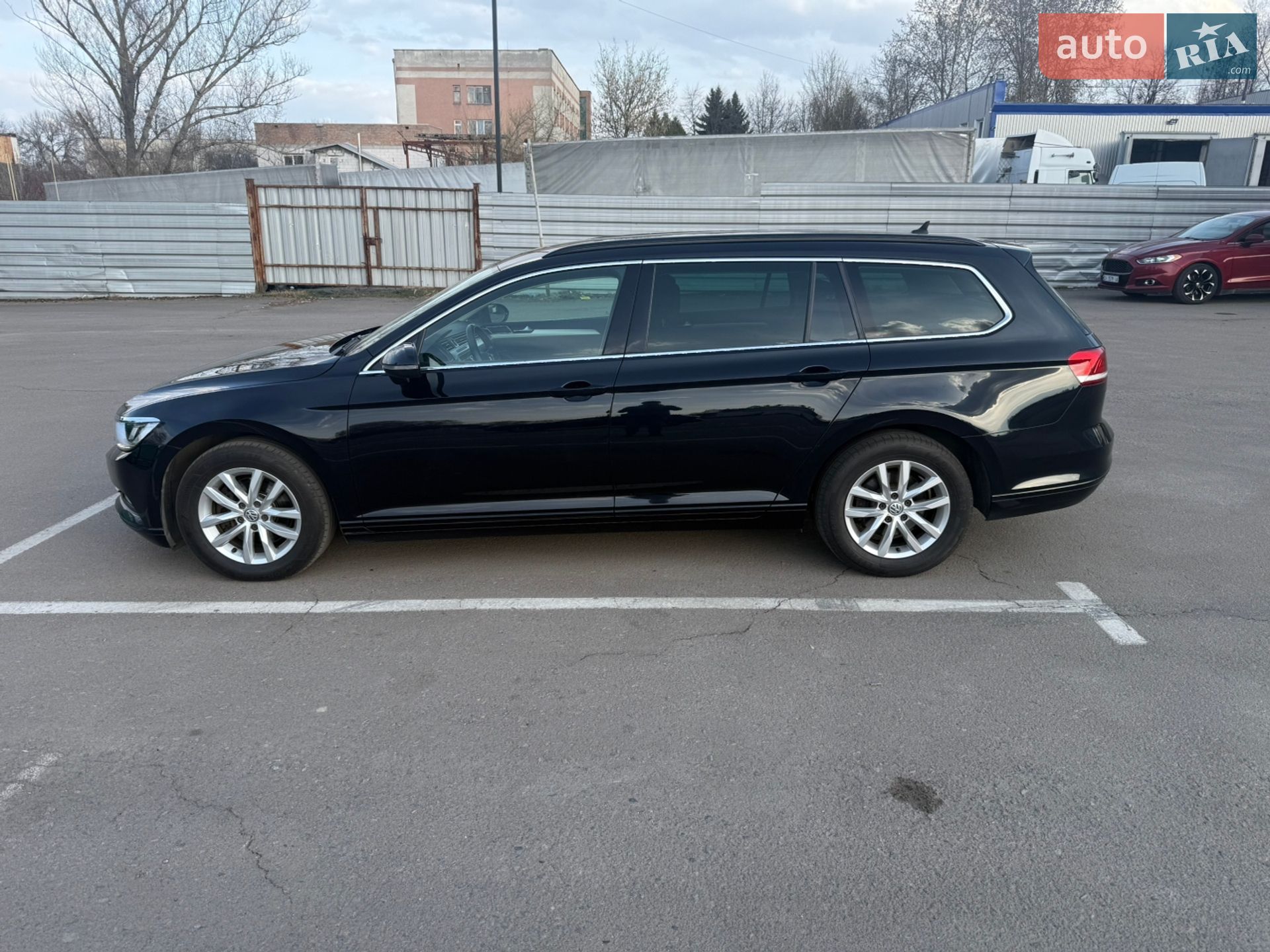 Volkswagen Passat 2018 VIN WVWZZZ3CZJE261767 фото оголошення 3 з 30