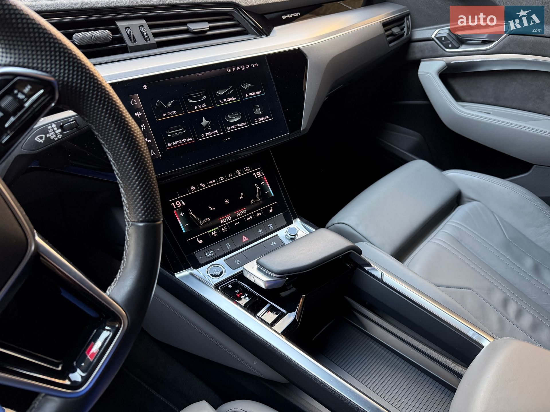 Audi e-tron 2021 VIN WAUZZZGEXNB006920 фото оголошення 28 з 42