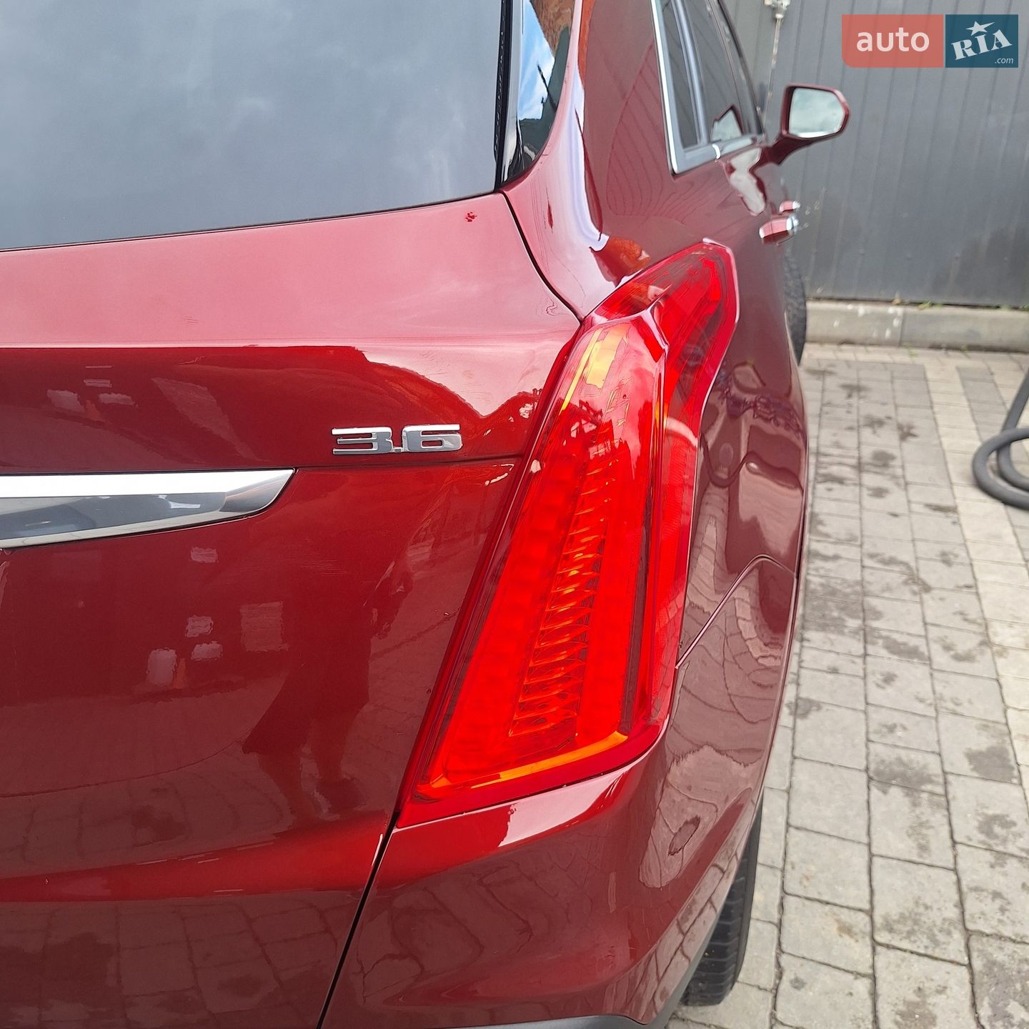 Cadillac XT5 2016 VIN 1GYKNBRS8HZ177634 фото оголошення 5 з 88