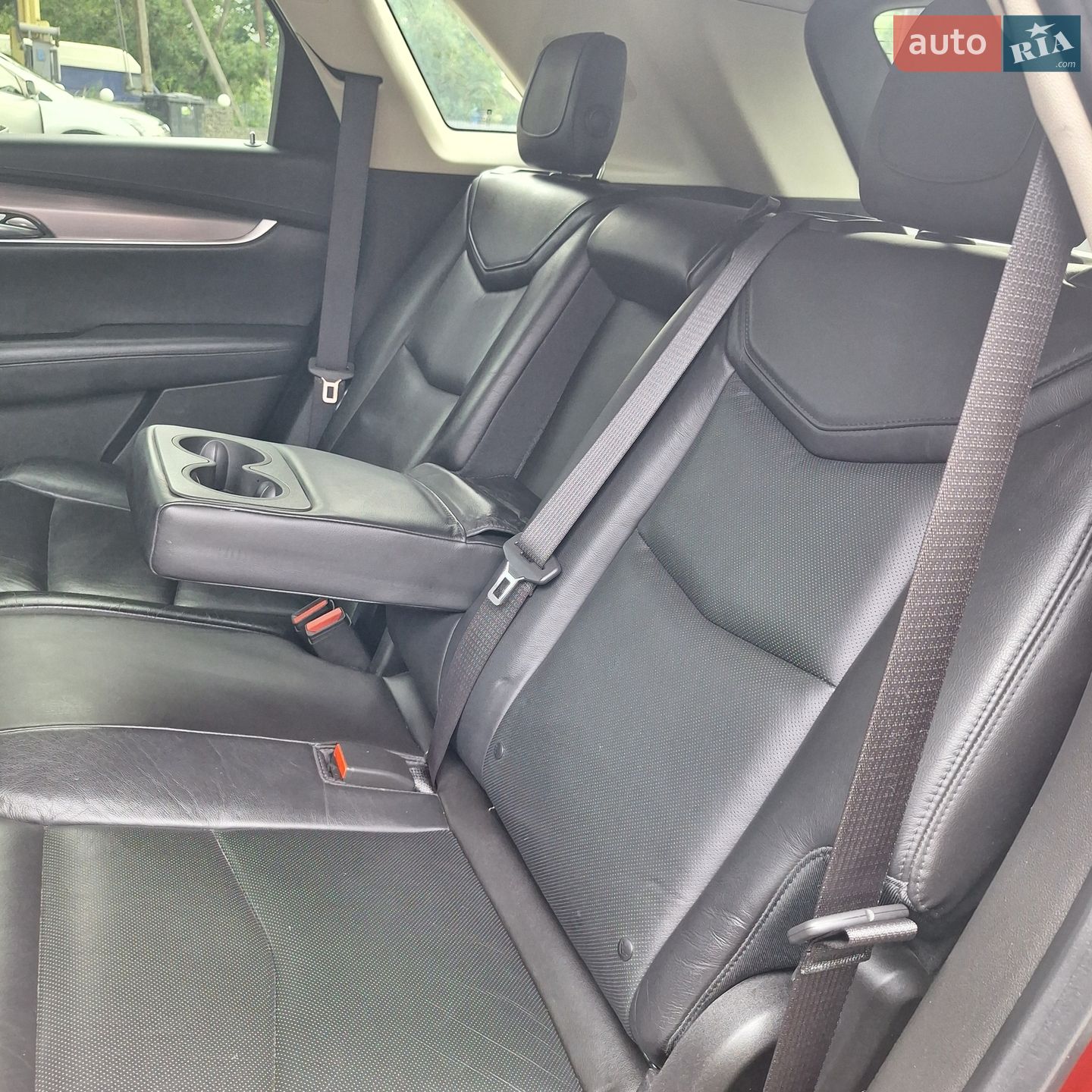 Cadillac XT5 2016 VIN 1GYKNBRS8HZ177634 фото оголошення 29 з 88
