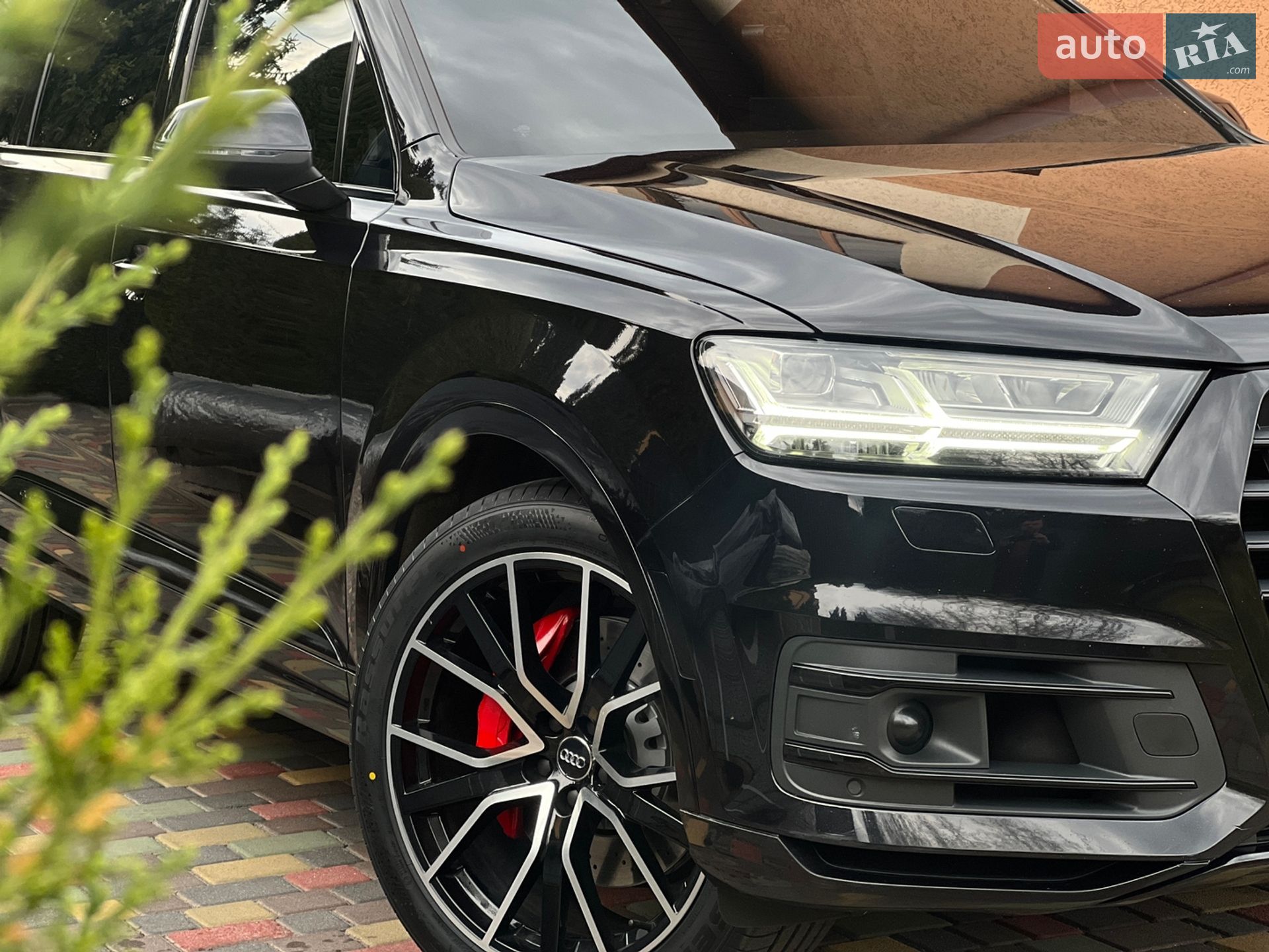 Audi Q7 2017 VIN WA1VABF74JD026902 фото оголошення 4 з 75