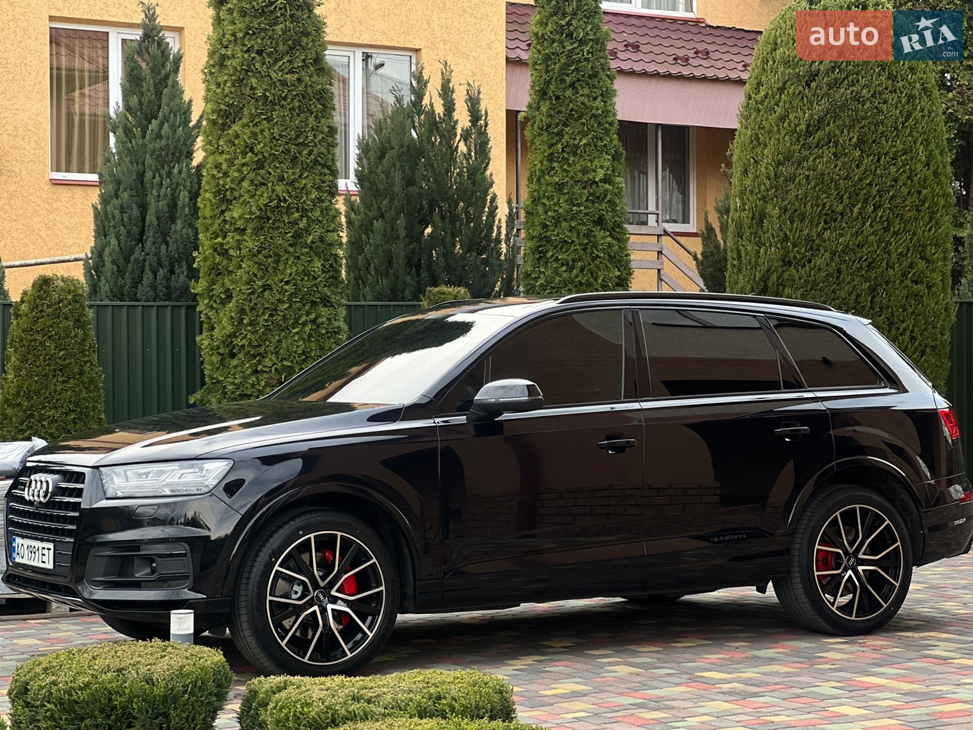 Audi Q7 2017 VIN WA1VABF74JD026902 фото оголошення 8 з 75