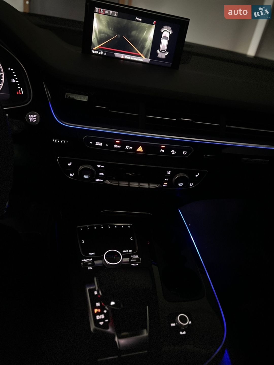 Audi Q7 2017 VIN WA1VABF74JD026902 фото оголошення 12 з 75