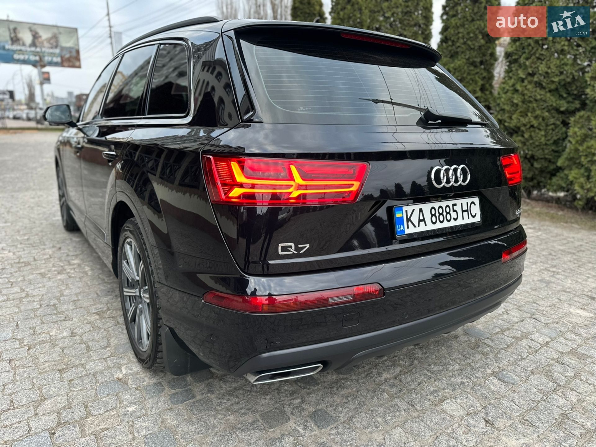 Audi Q7 2019 VIN WAUZZZ4MXKD045857 фото оголошення 7 з 28