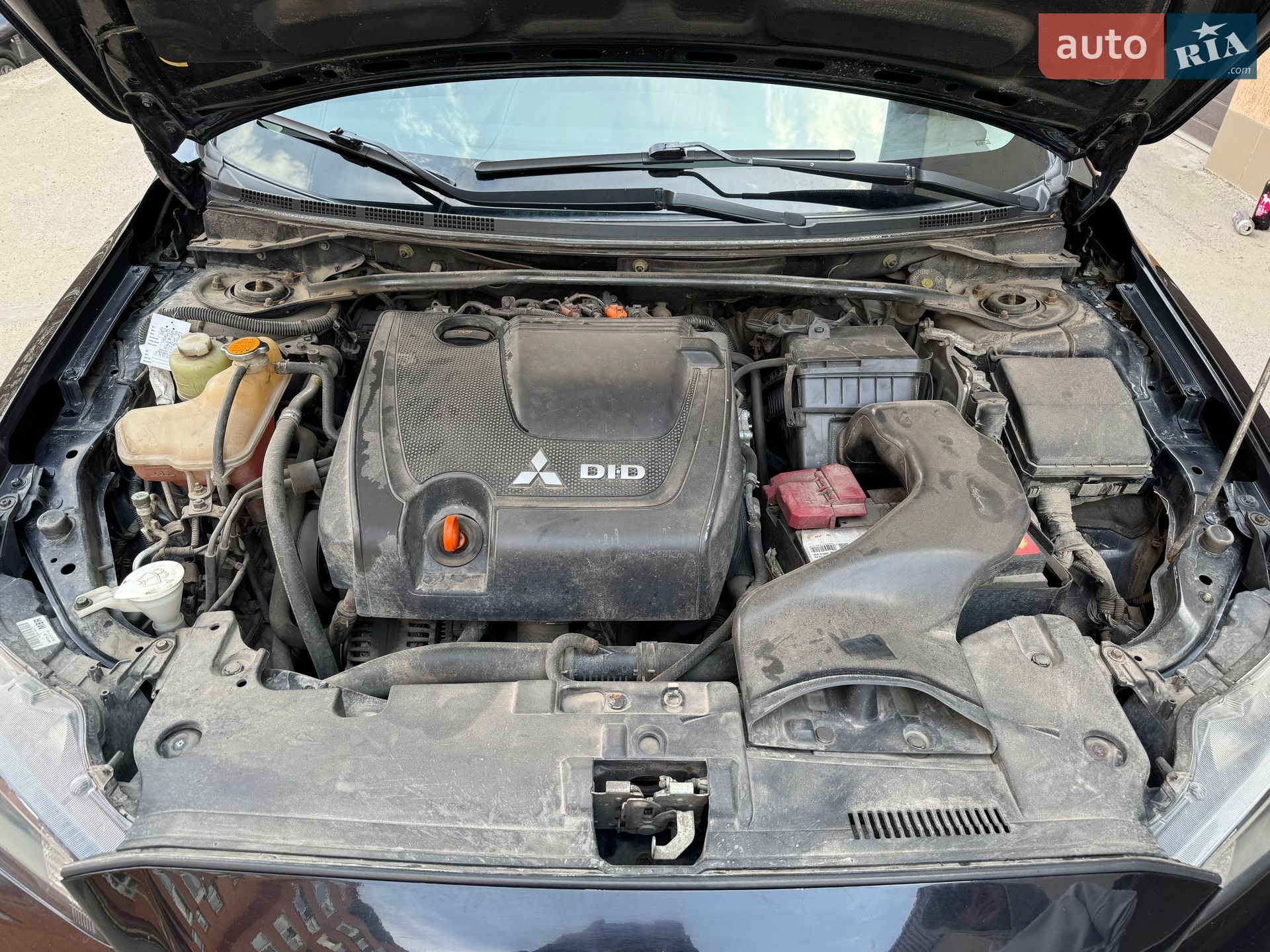 Mitsubishi Lancer 2010 VIN JMBLJCX8AAU500419 фото оголошення 12 з 13
