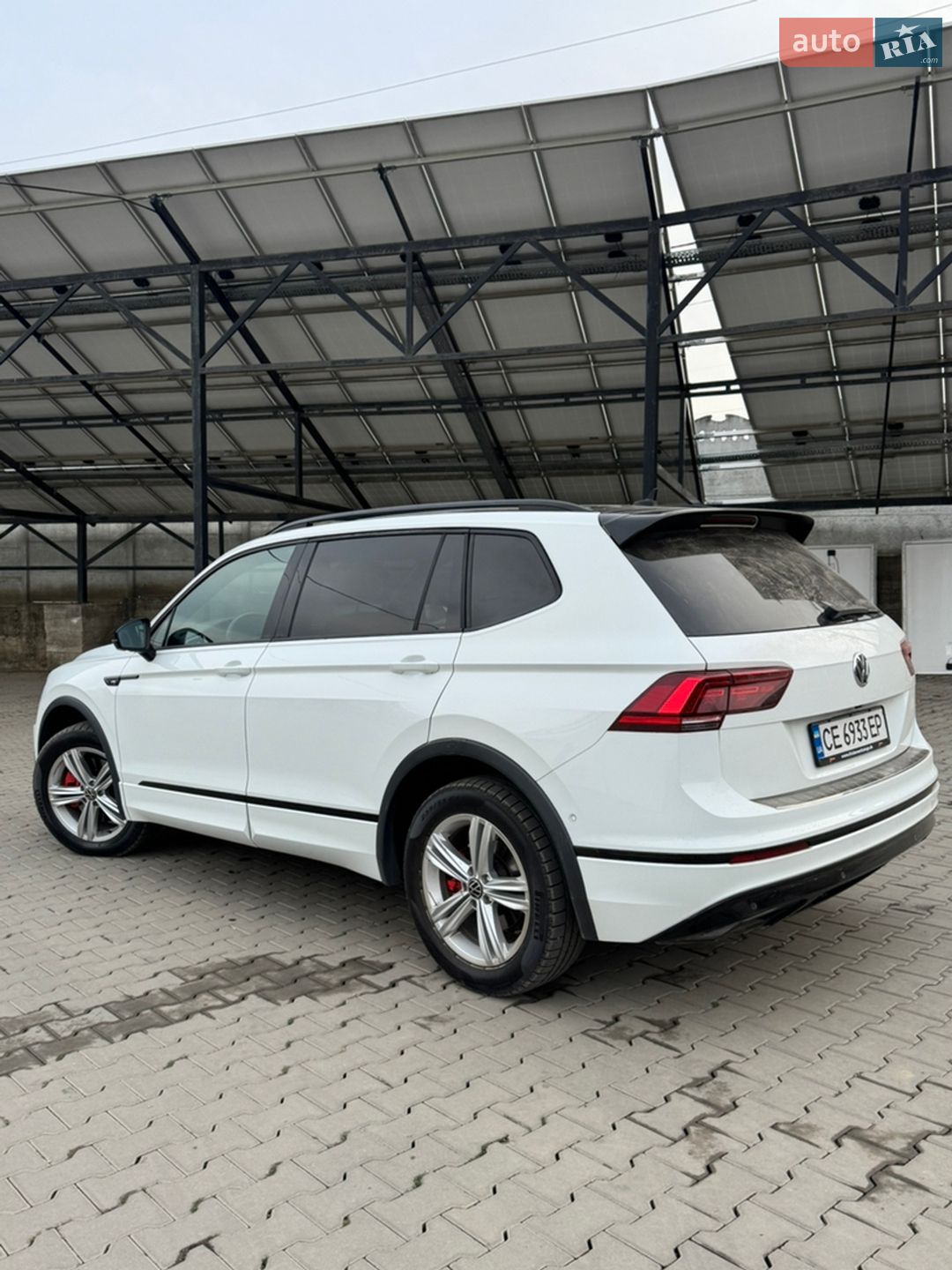 Volkswagen Tiguan 2019 VIN WVGZZZ5NZLM049840 фото оголошення 34 з 35