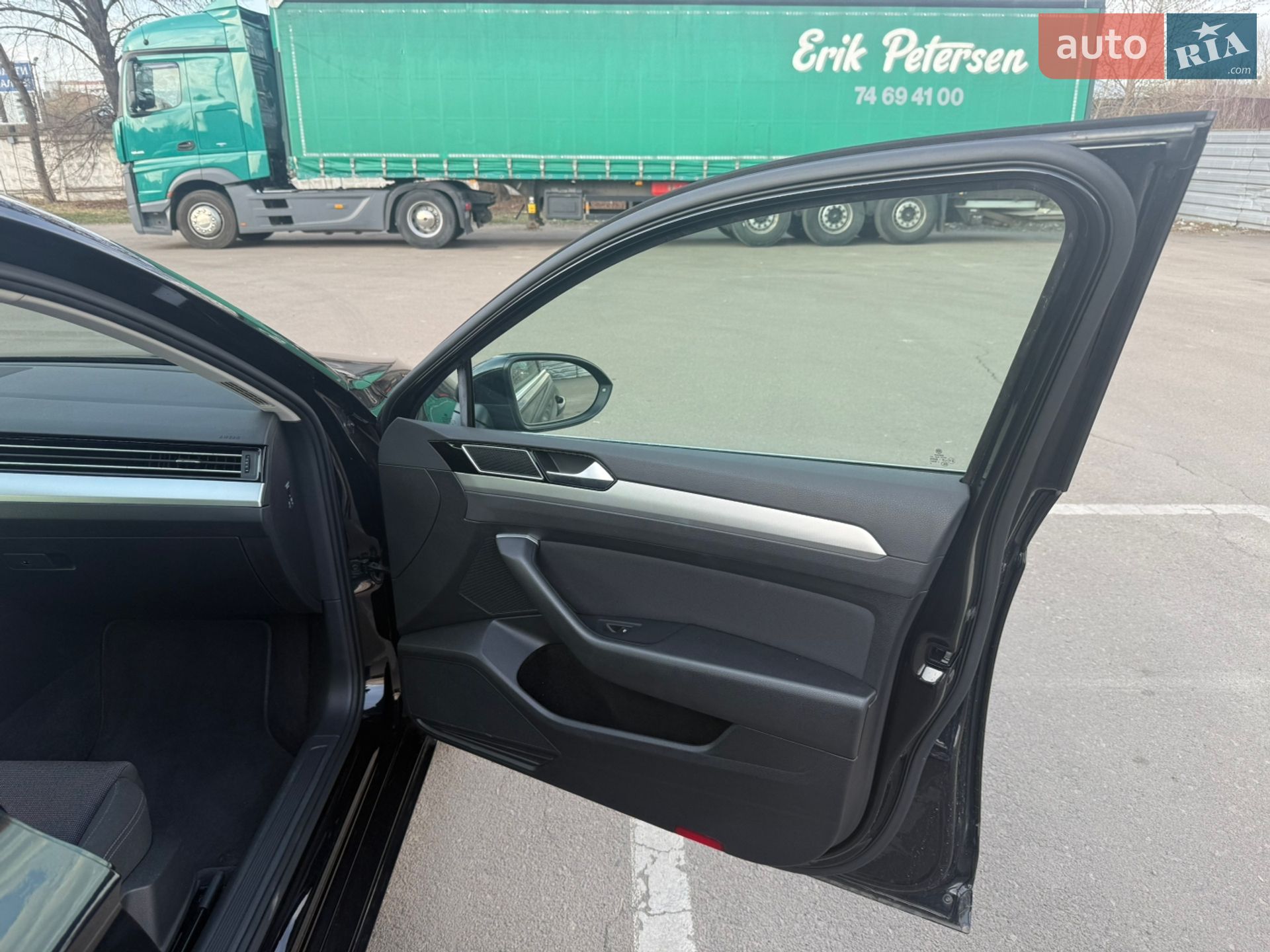 Volkswagen Passat 2018 VIN WVWZZZ3CZJE261767 фото оголошення 10 з 30