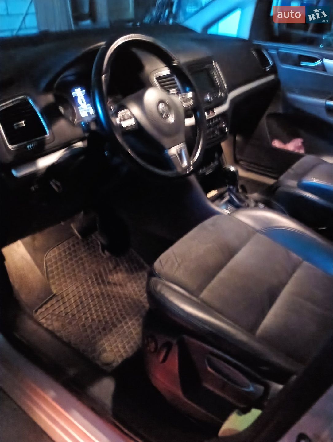 Volkswagen Sharan 2011 VIN WVWZZZ7NZBV017475 фото оголошення 3 з 29