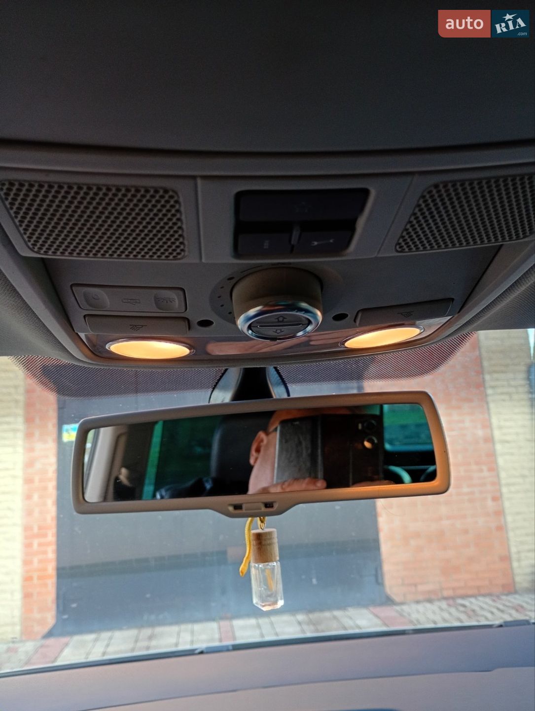 Volkswagen Sharan 2011 VIN WVWZZZ7NZBV017475 фото оголошення 18 з 29