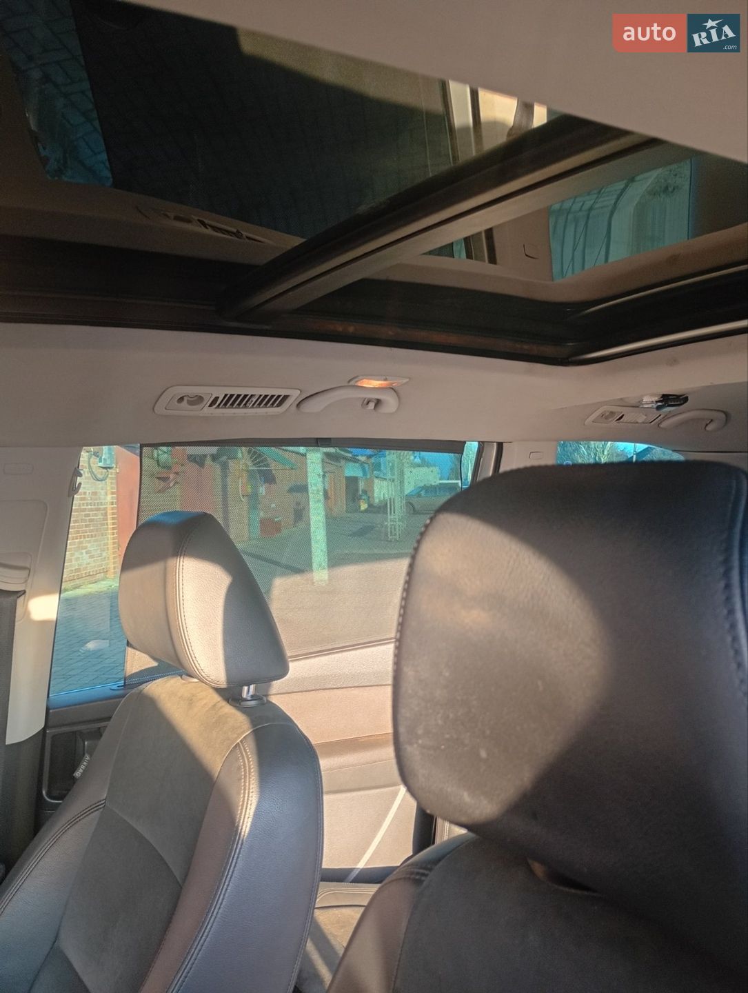 Volkswagen Sharan 2011 VIN WVWZZZ7NZBV017475 фото оголошення 25 з 29