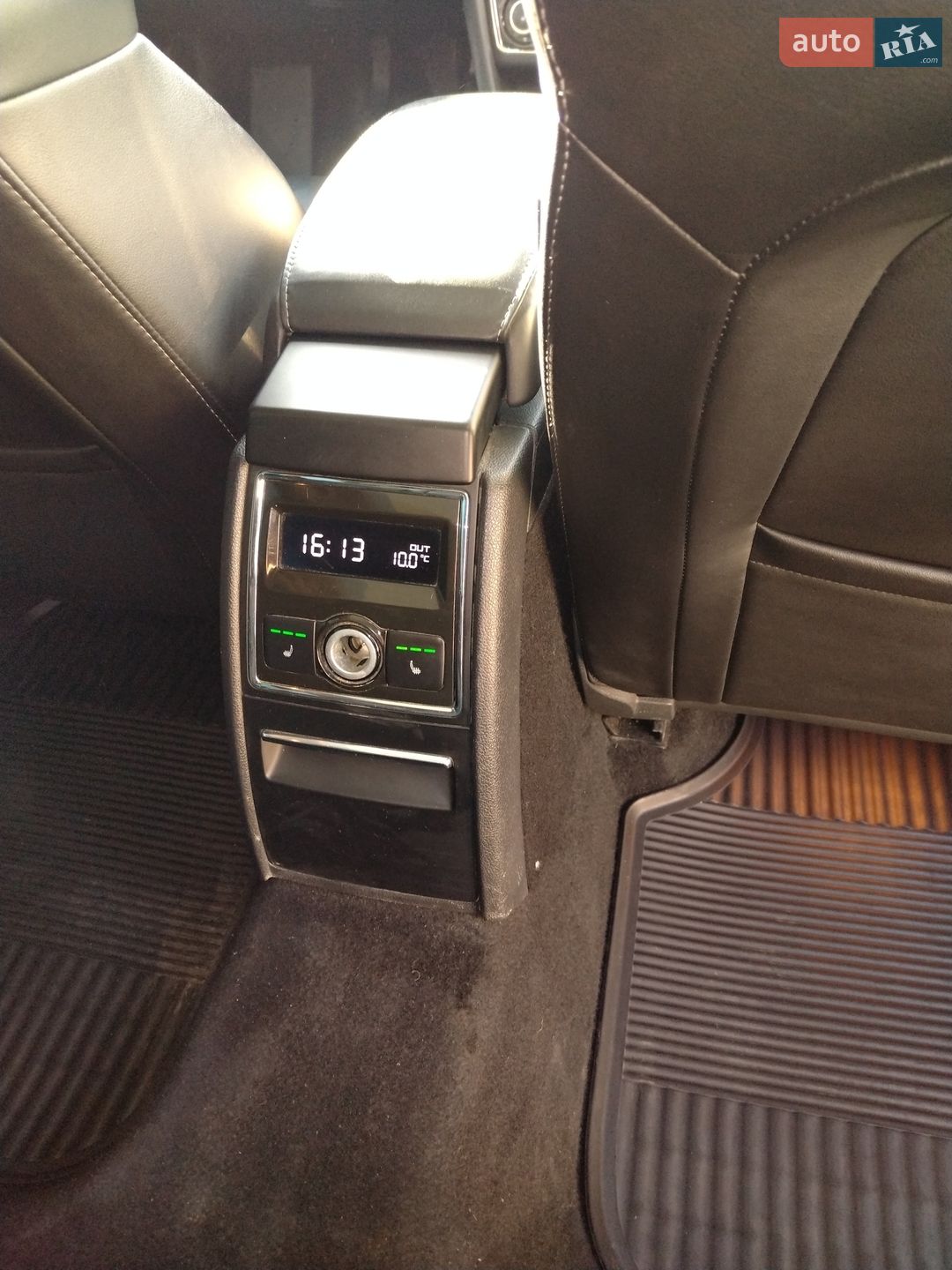 Skoda Superb 2015 VIN TMBJJ73T1F9050989 фото оголошення 12 з 31