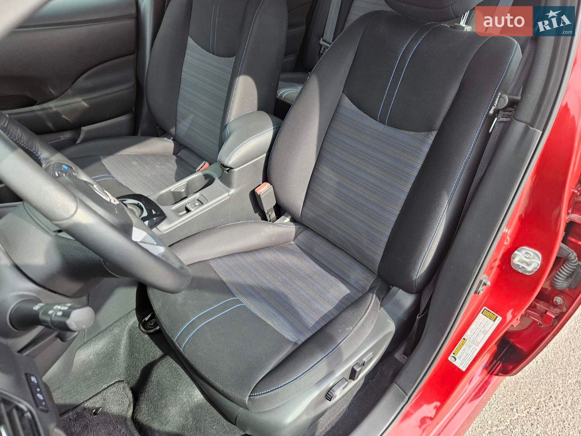 Nissan Leaf 2024 VIN 1N4CZ1CV5RC555558 фото оголошення 27 з 34