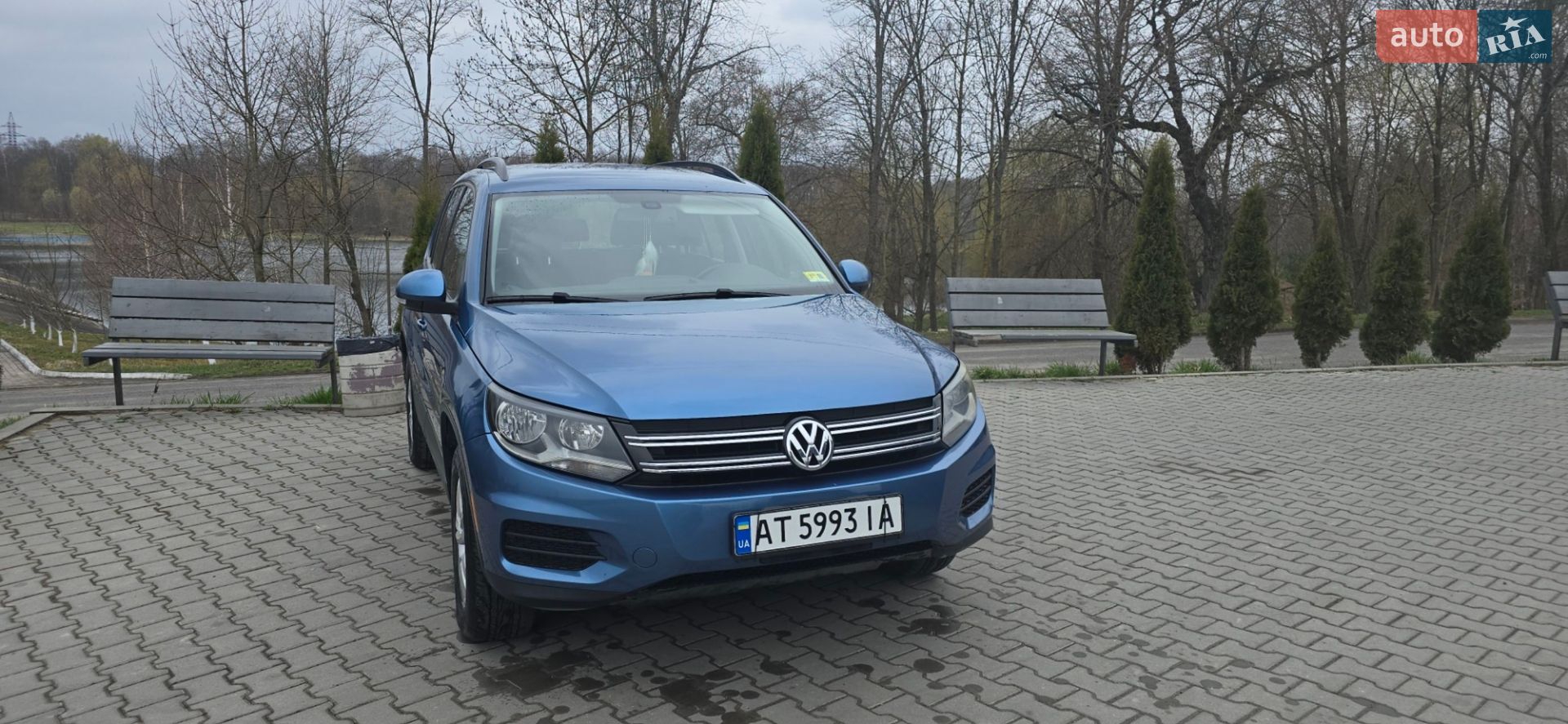 Volkswagen Tiguan 2016 VIN WVGBV7AX1HW513230 фото оголошення 4 з 12