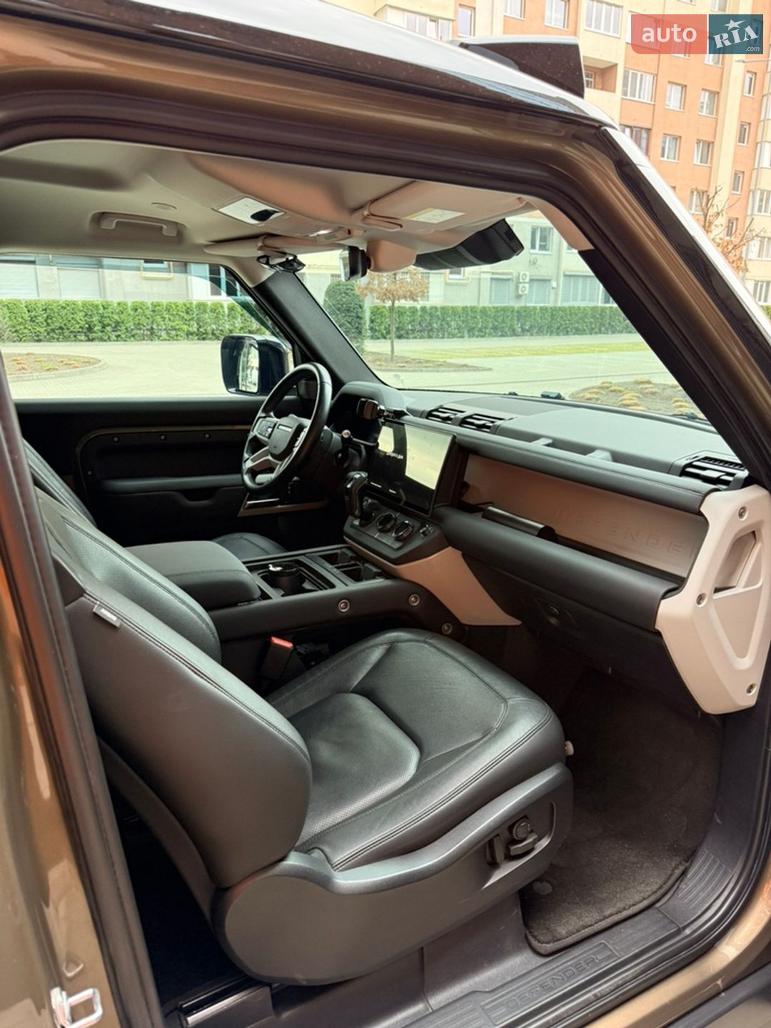 Land Rover Defender 2023 VIN SALEA6BW0R2256592 фото оголошення 9 з 19