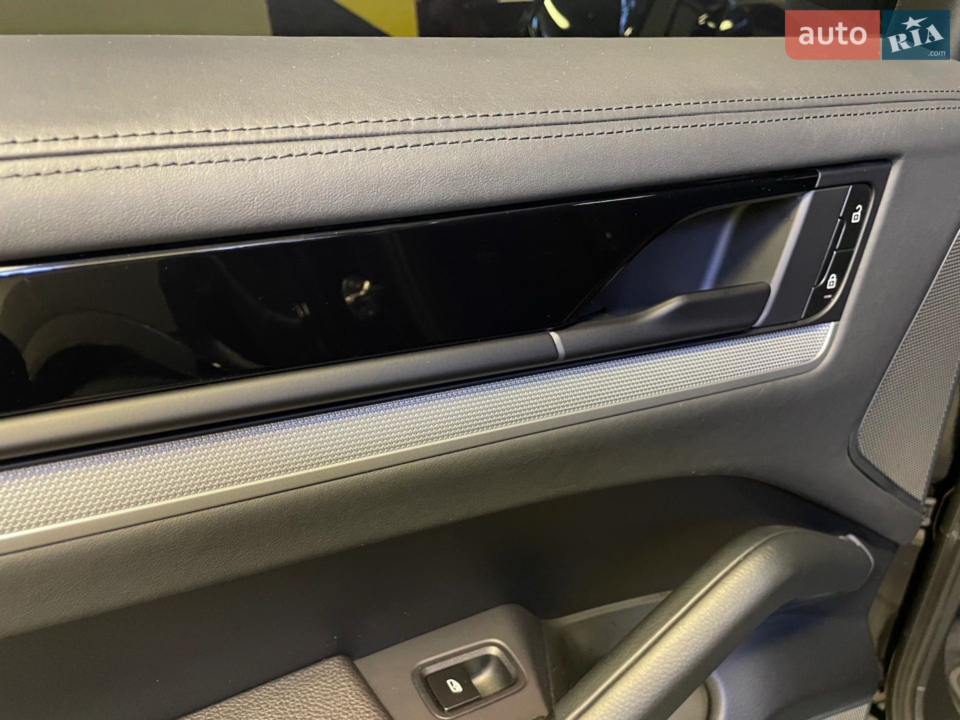 Porsche Cayenne 2023 VIN WP1ZZZ9YZRDA01873 фото оголошення 45 з 87