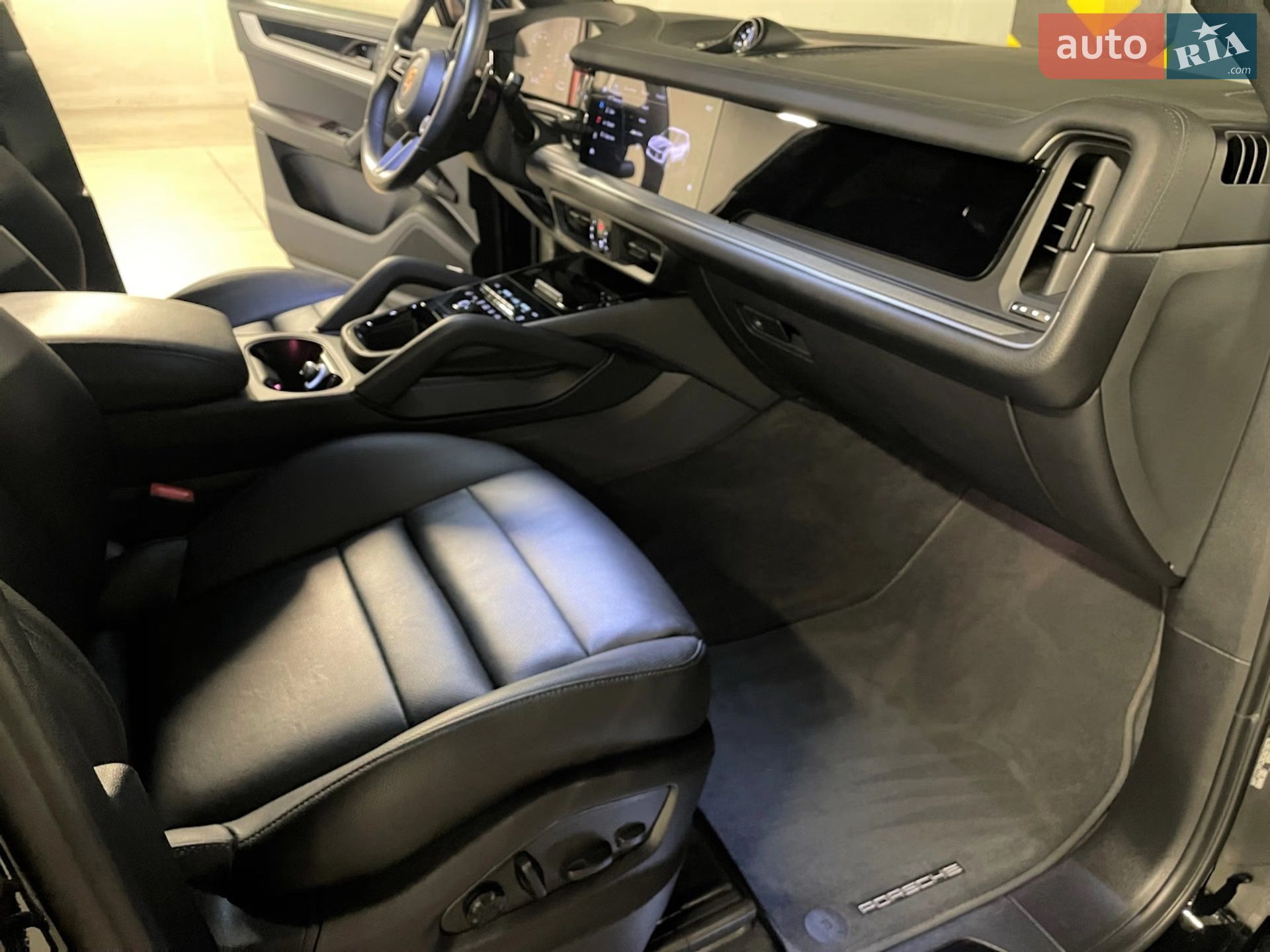 Porsche Cayenne 2023 VIN WP1ZZZ9YZRDA01873 фото оголошення 51 з 87