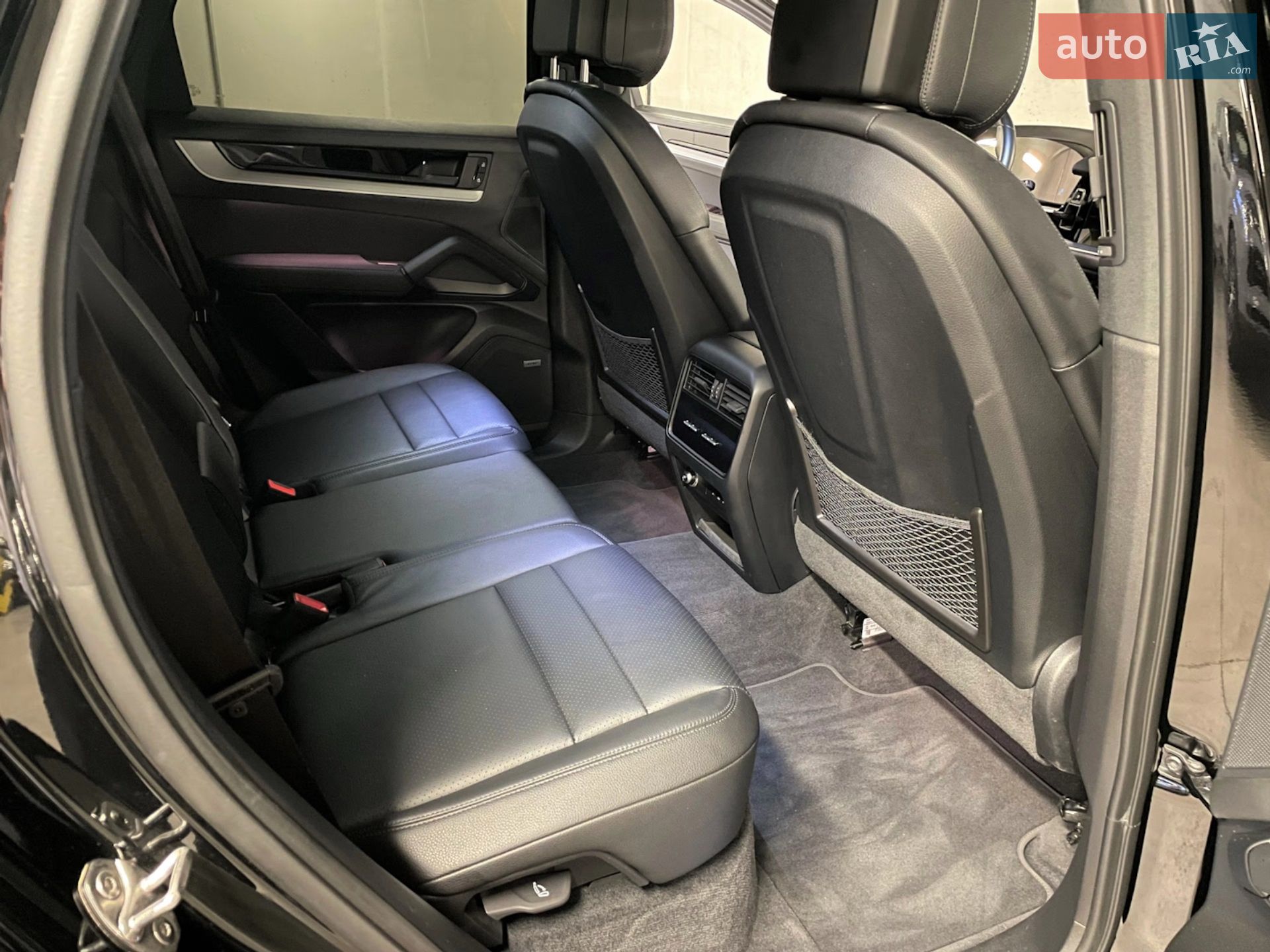 Porsche Cayenne 2023 VIN WP1ZZZ9YZRDA01873 фото оголошення 52 з 87