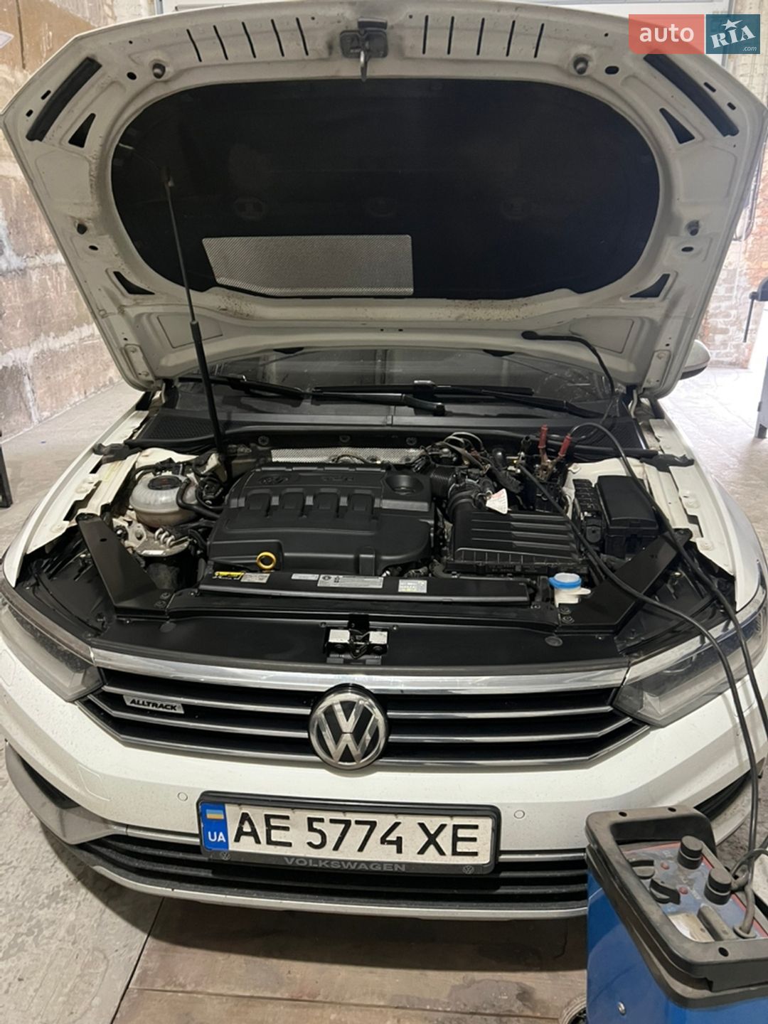 Volkswagen Passat Alltrack 2019 VIN WVWZZZ3CZKE203350 фото оголошення 2 з 31