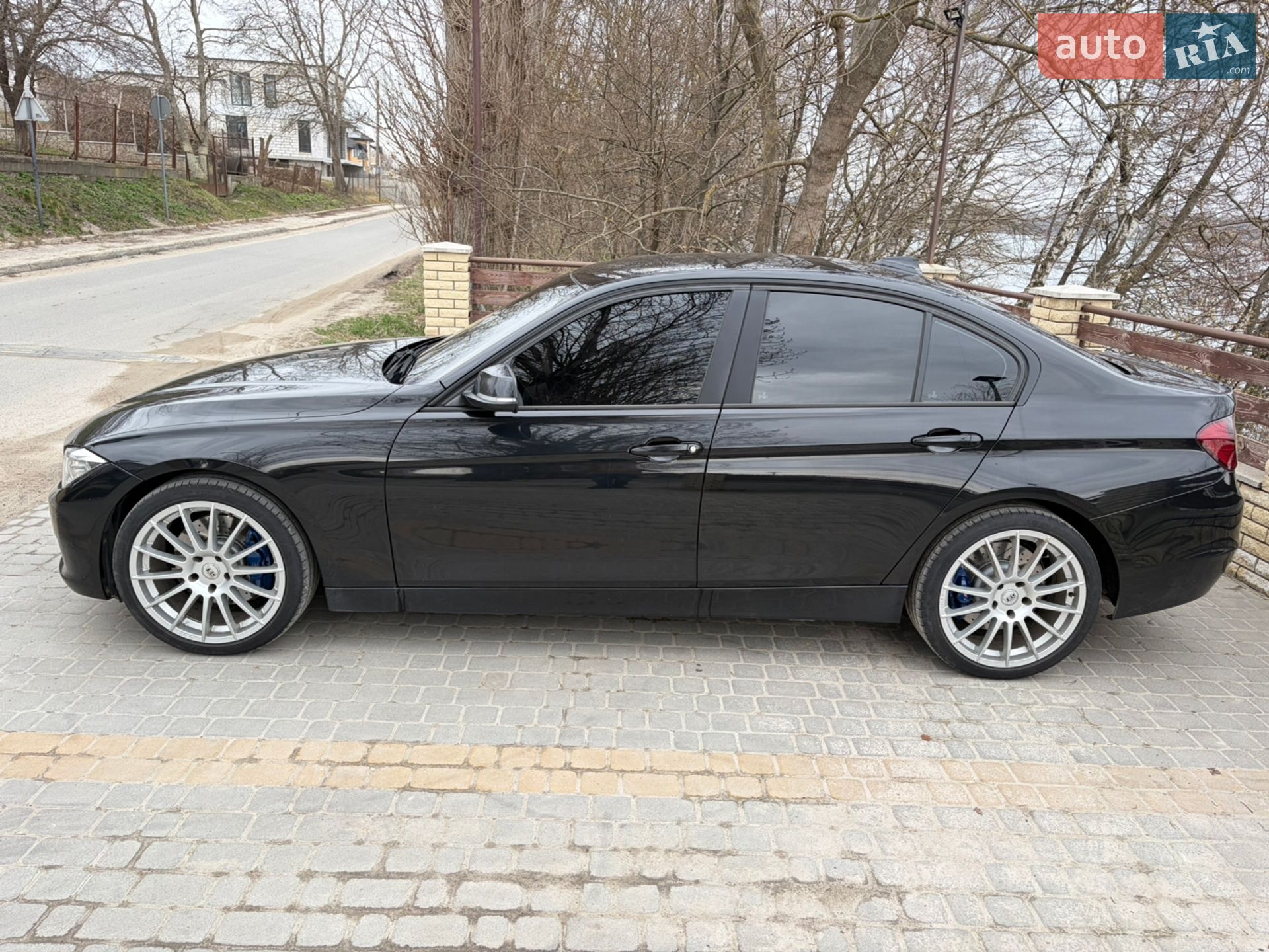 BMW 3 Series 2013 VIN WBA3E51010F571694 фото оголошення 4 з 19