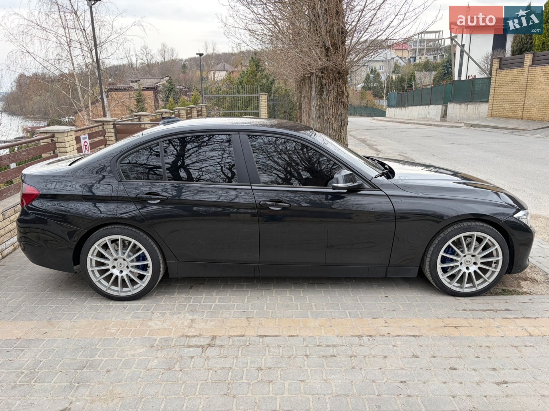 BMW 3 Series 2013 VIN WBA3E51010F571694 фото оголошення 7 з 19