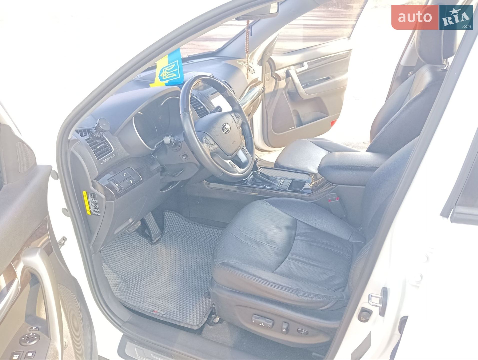 Kia Sorento 2013 VIN KNAKU815BDA404379 фото оголошення 28 з 39