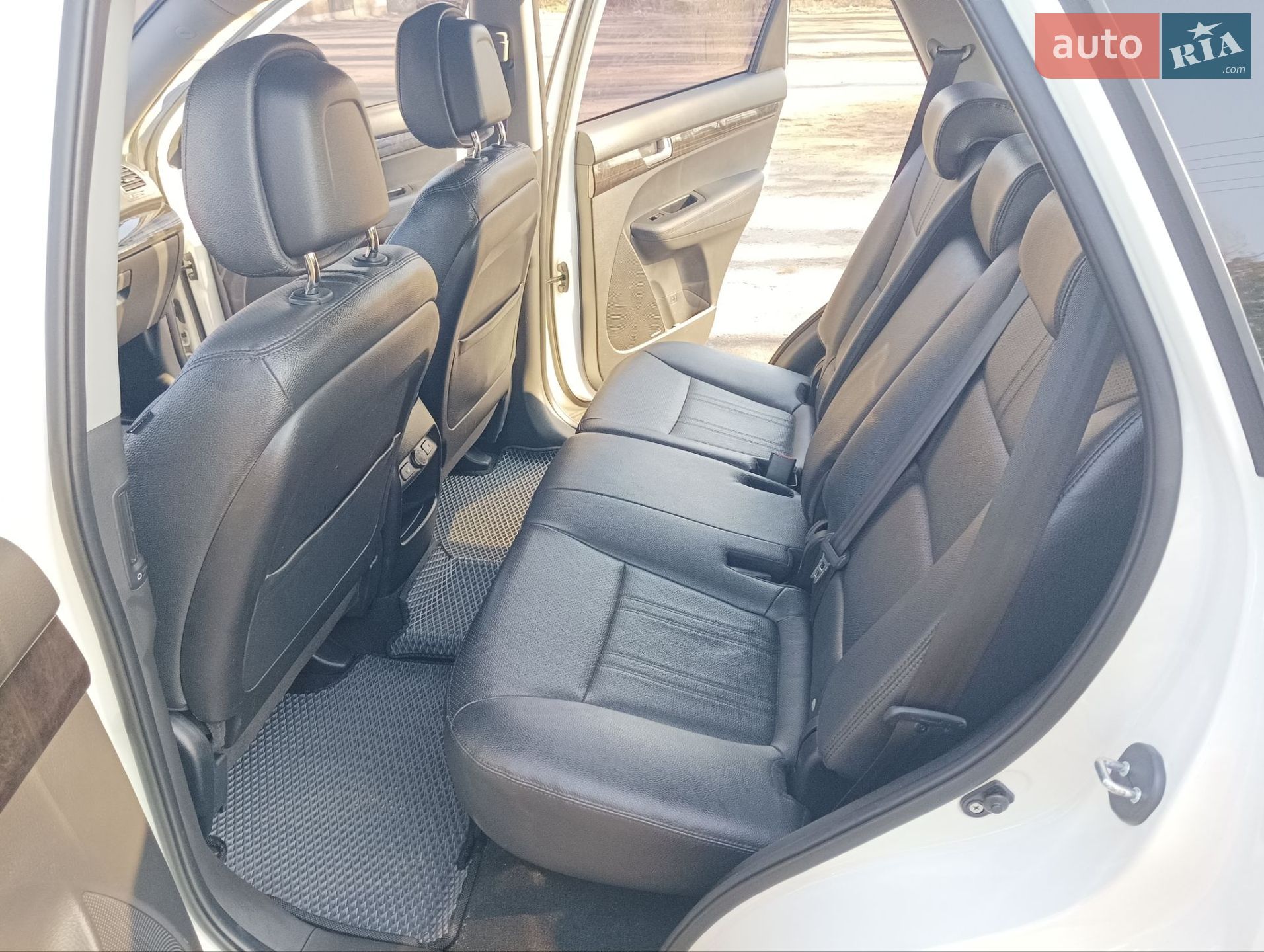 Kia Sorento 2013 VIN KNAKU815BDA404379 фото оголошення 31 з 39