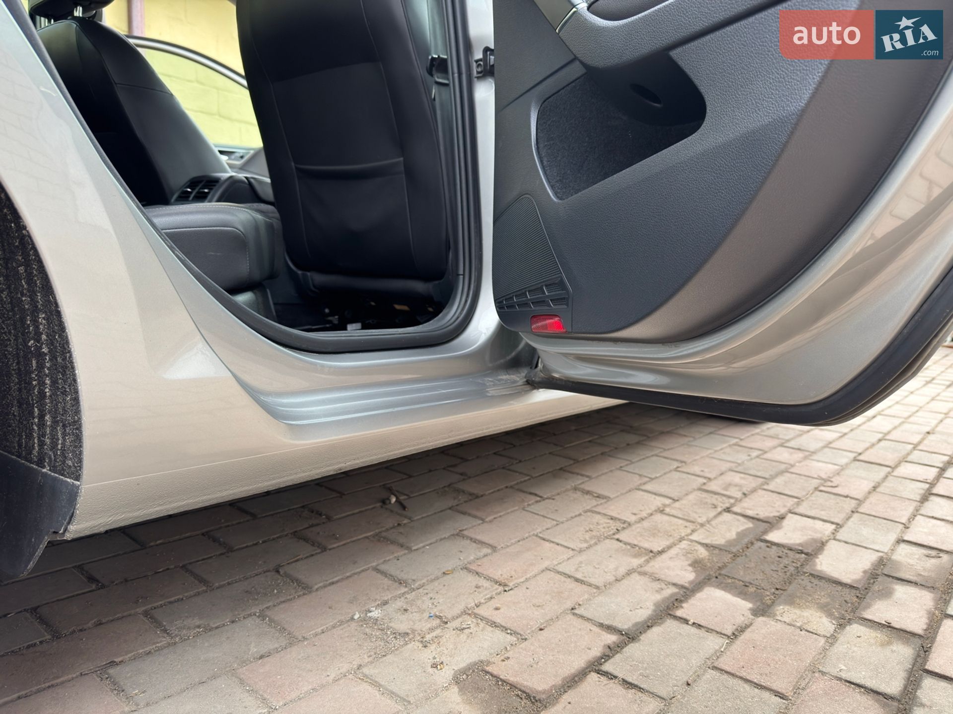Volkswagen Golf 2014 VIN WVWZZZAUZFP571550 фото оголошення 15 з 24