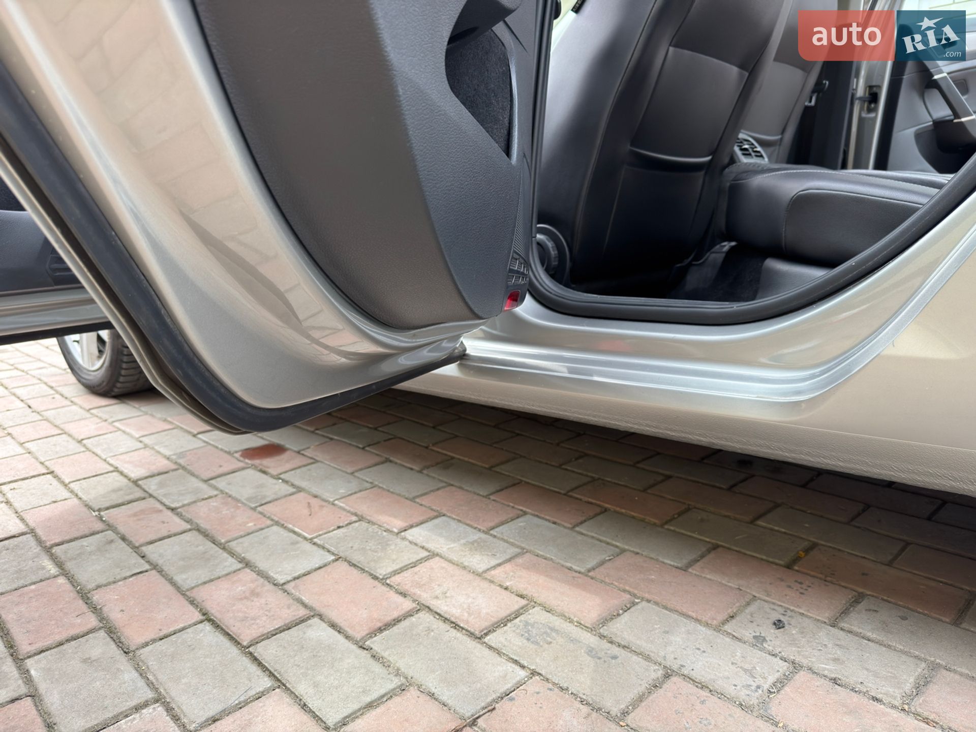 Volkswagen Golf 2014 VIN WVWZZZAUZFP571550 фото оголошення 16 з 24