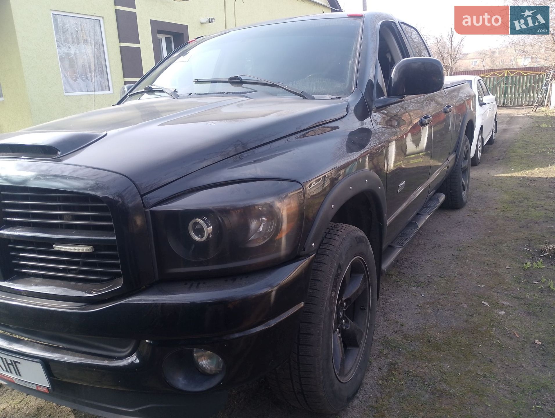 Dodge RAM 1500 2008 VIN 1D7HU18258S622330 фото оголошення 2 з 12