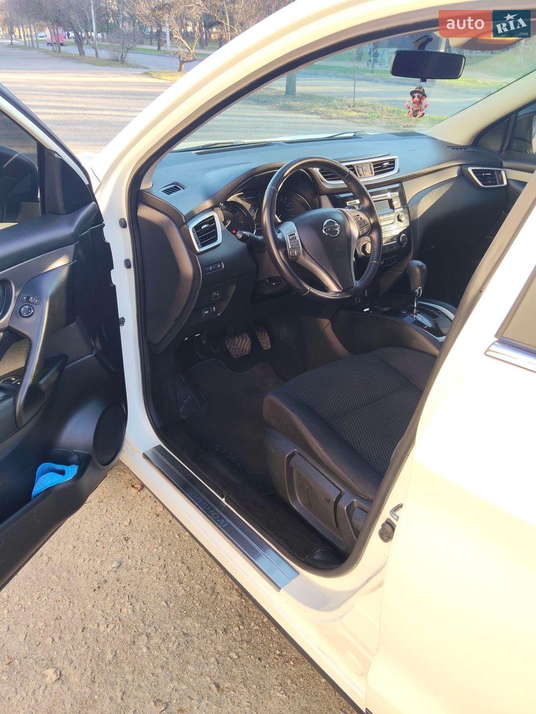 Nissan Qashqai 2016 VIN SJNFEAJ11U1695321 фото оголошення 14 з 17
