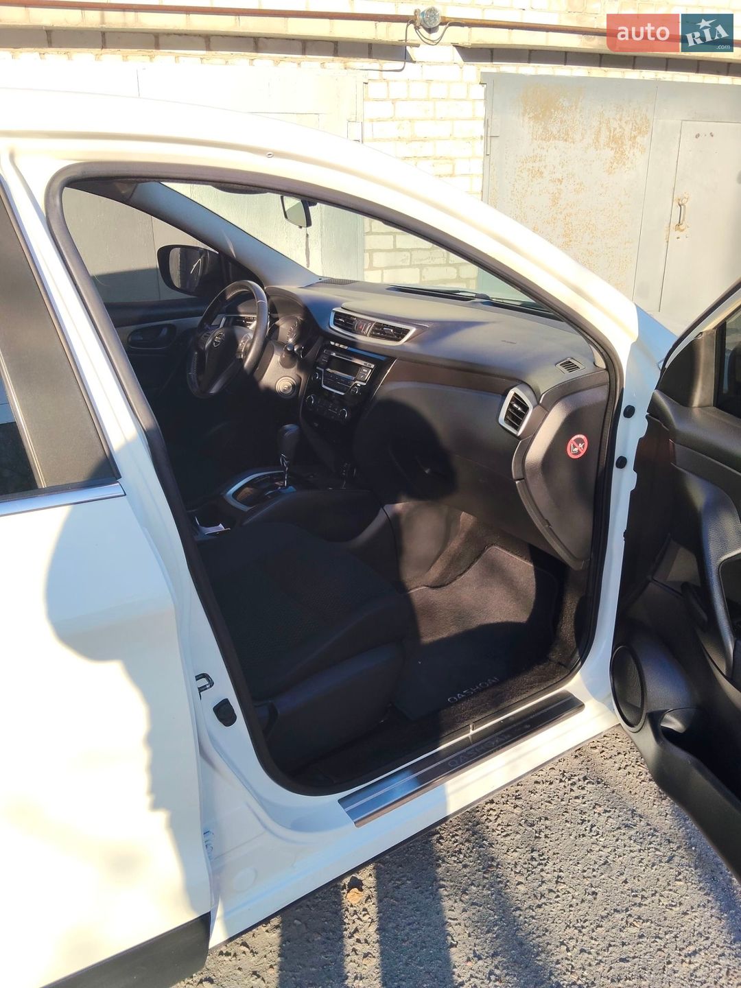 Nissan Qashqai 2016 VIN SJNFEAJ11U1695321 фото оголошення 16 з 17