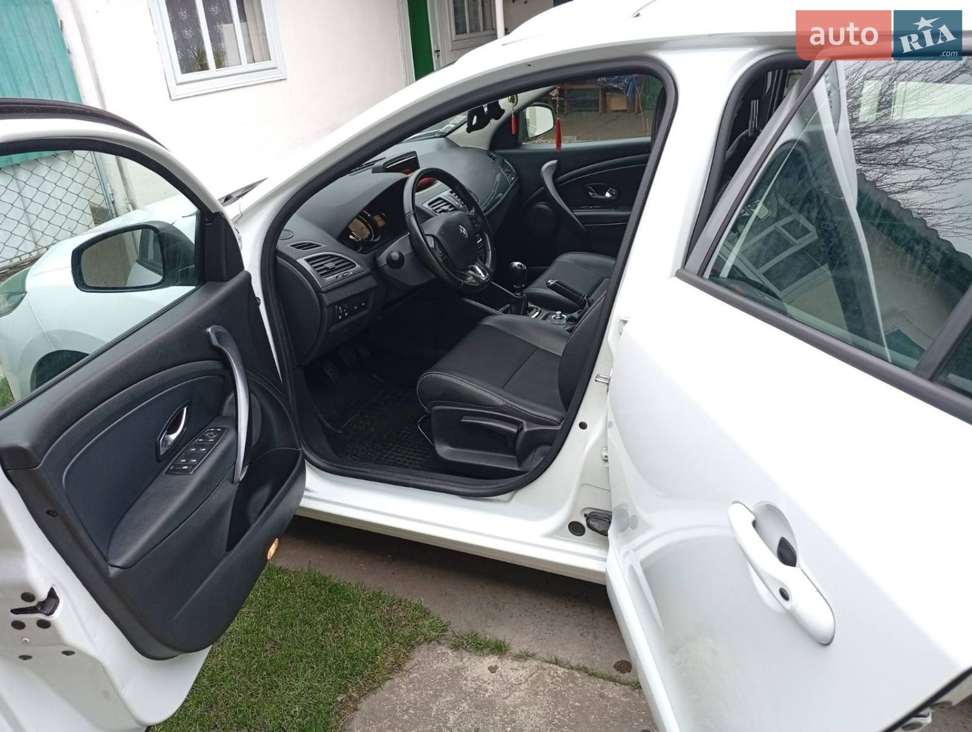 Renault Megane 2016 VIN VF1KZ0C0H54956538 фото оголошення 32 з 37