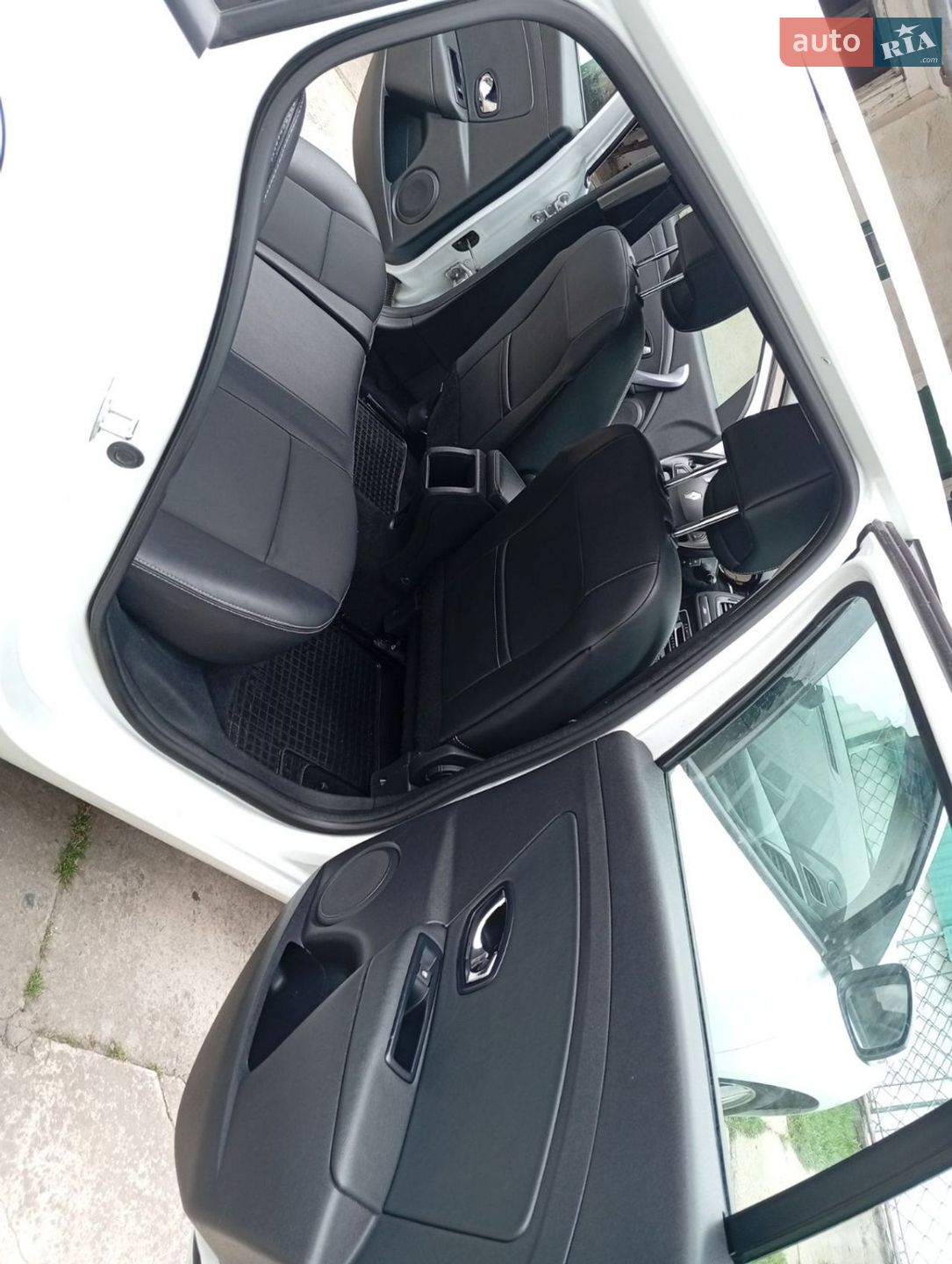 Renault Megane 2016 VIN VF1KZ0C0H54956538 фото оголошення 34 з 37