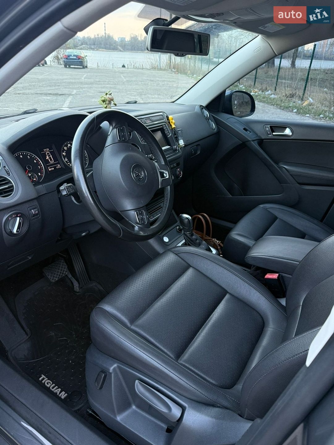 Volkswagen Tiguan 2015 VIN WVGAV7AX1GW513500 фото оголошення 5 з 10