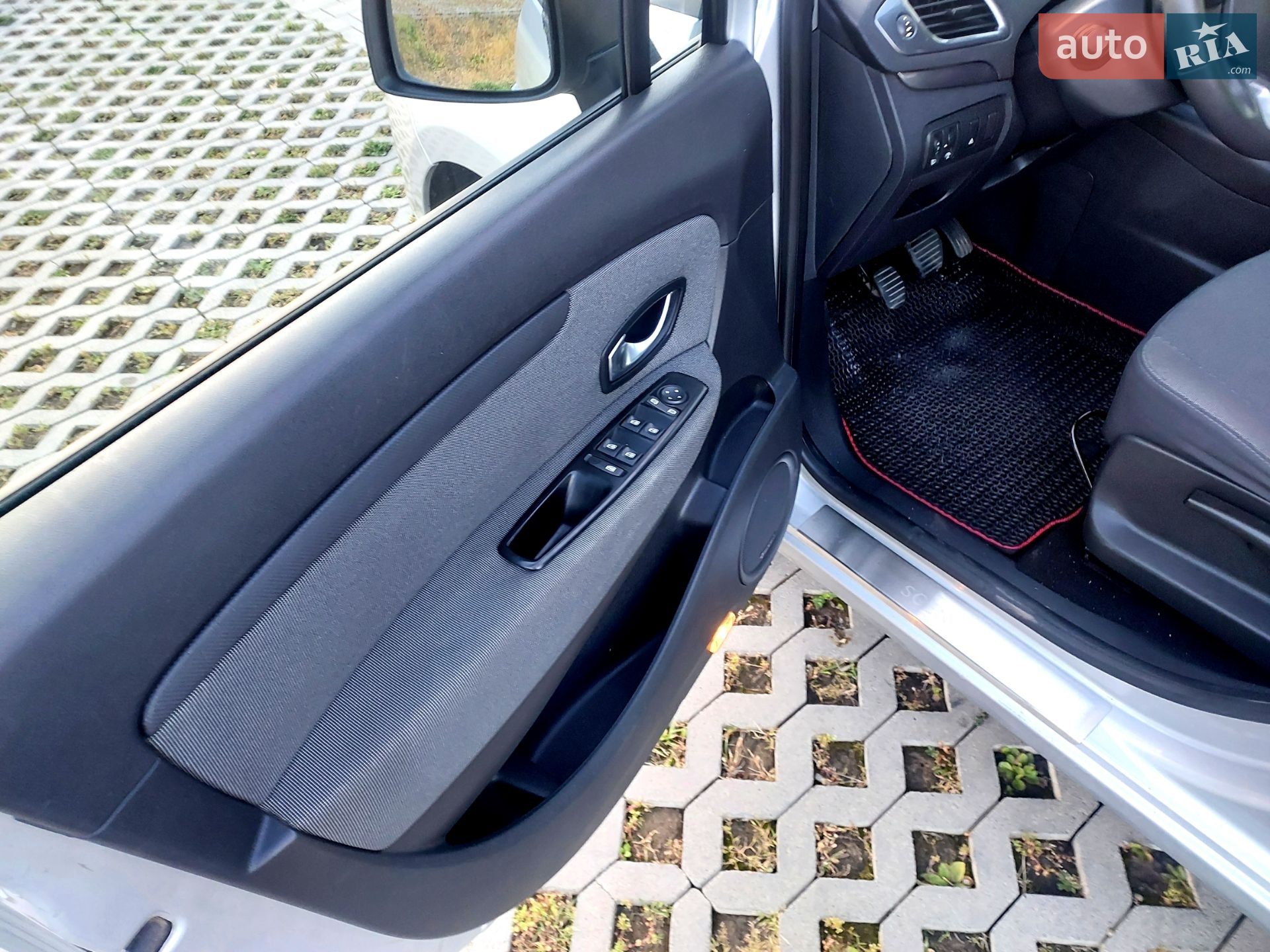 Renault Scenic 2011 VIN VF1JZ3G0D45108355 фото оголошення 19 з 20