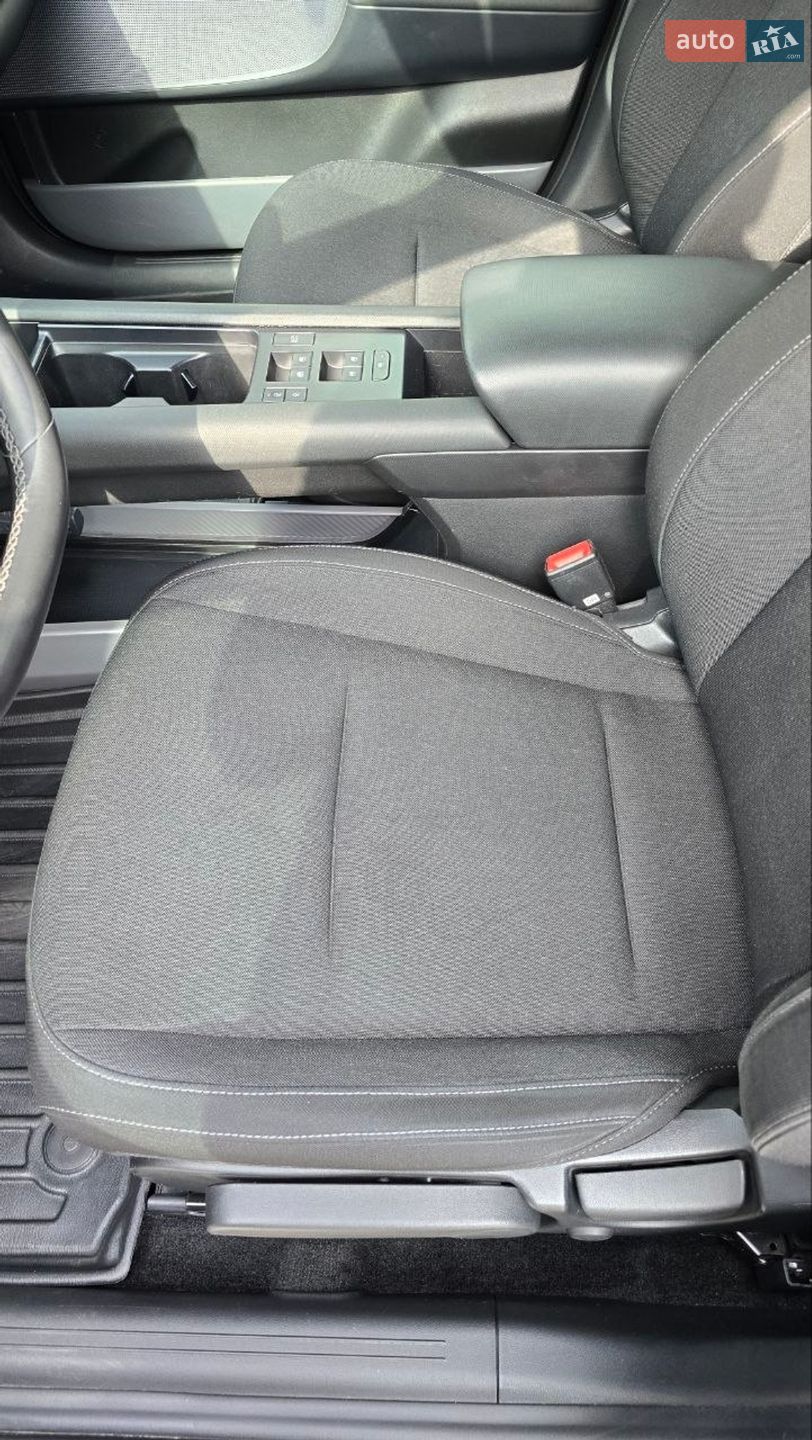 Hyundai Ioniq 6 2023 VIN KMHM241B7PA011077 фото оголошення 8 з 40
