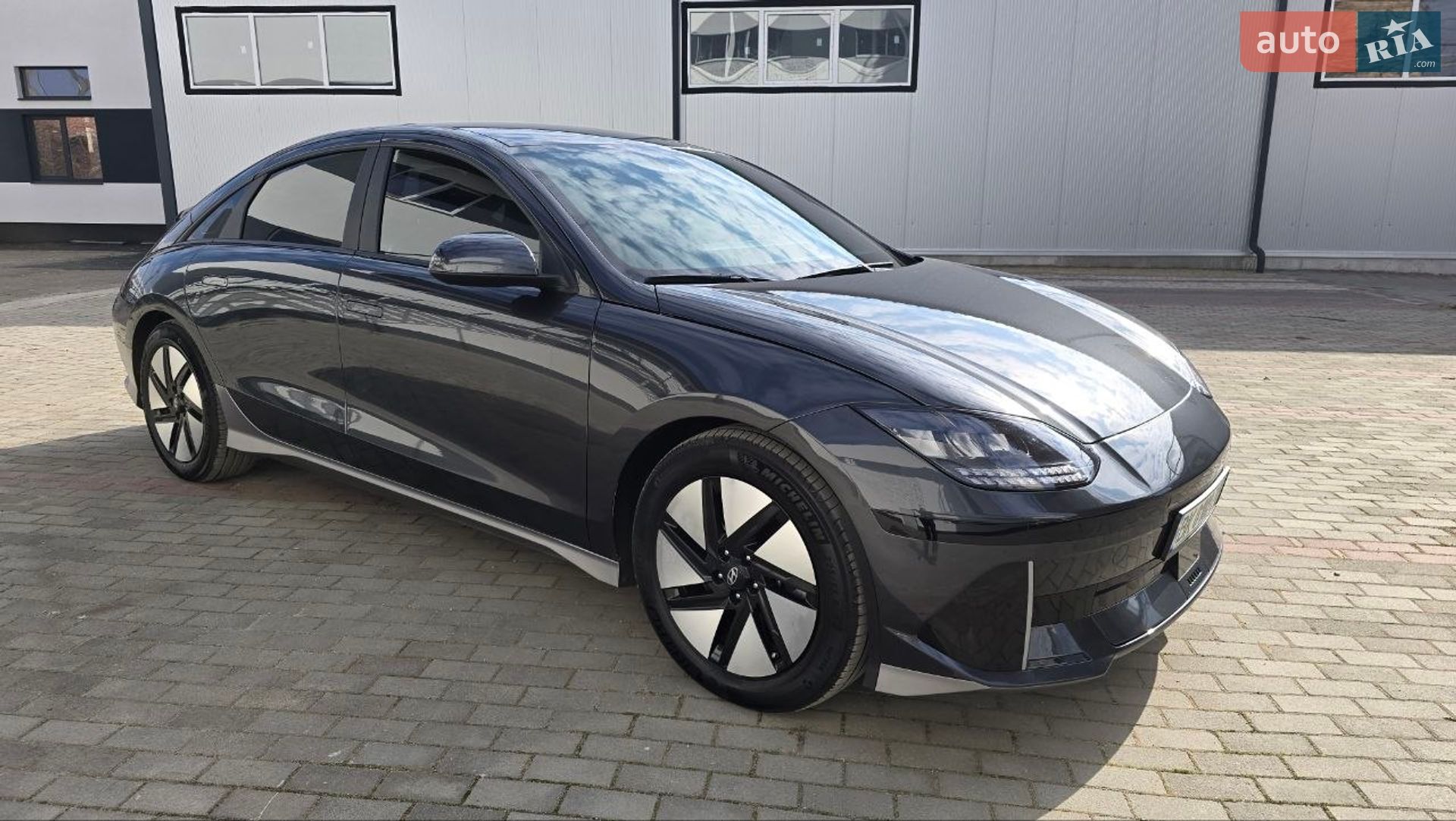 Hyundai Ioniq 6 2023 VIN KMHM241B7PA011077 фото оголошення 38 з 40