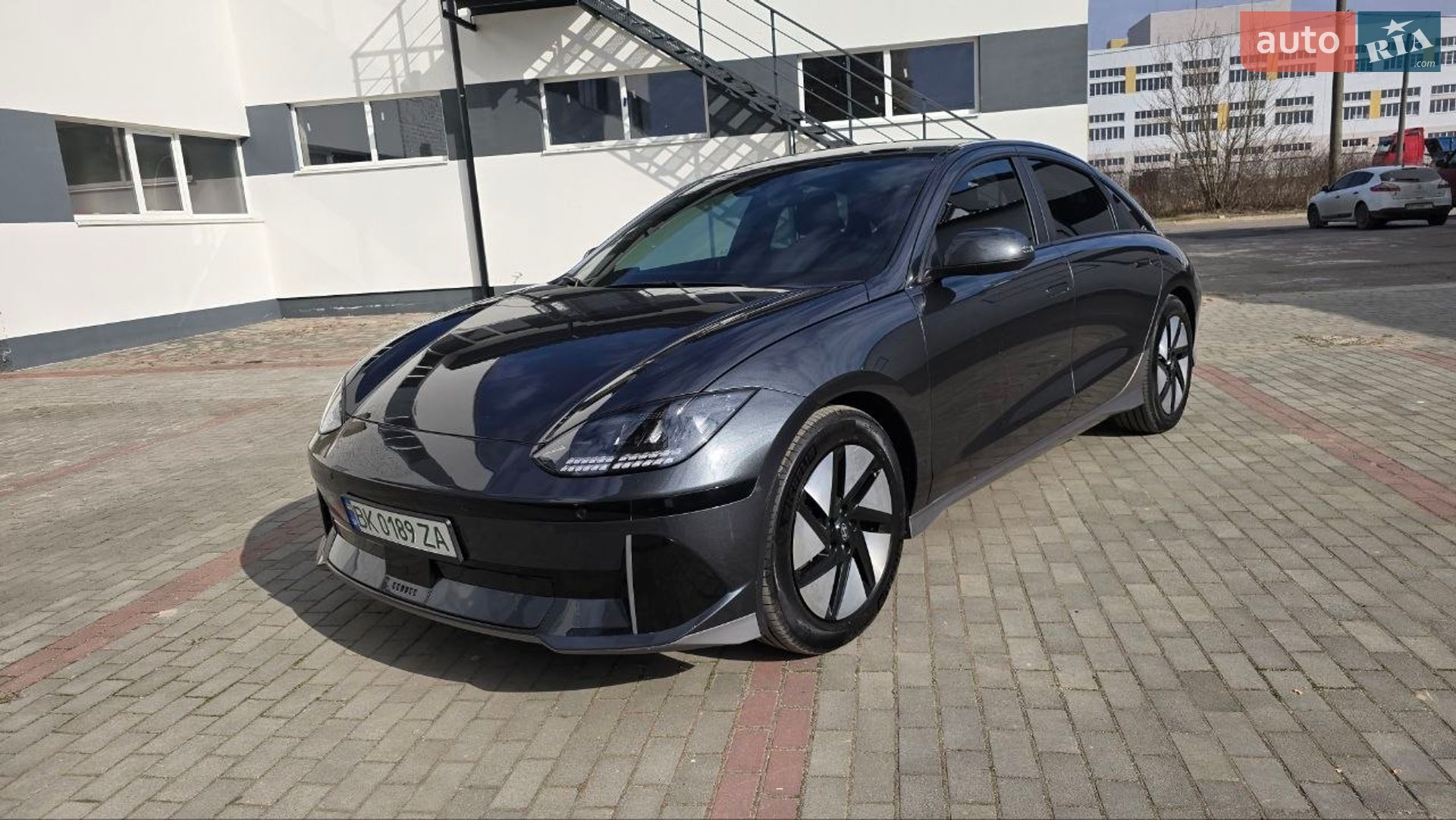 Hyundai Ioniq 6 2023 VIN KMHM241B7PA011077 фото оголошення 39 з 40