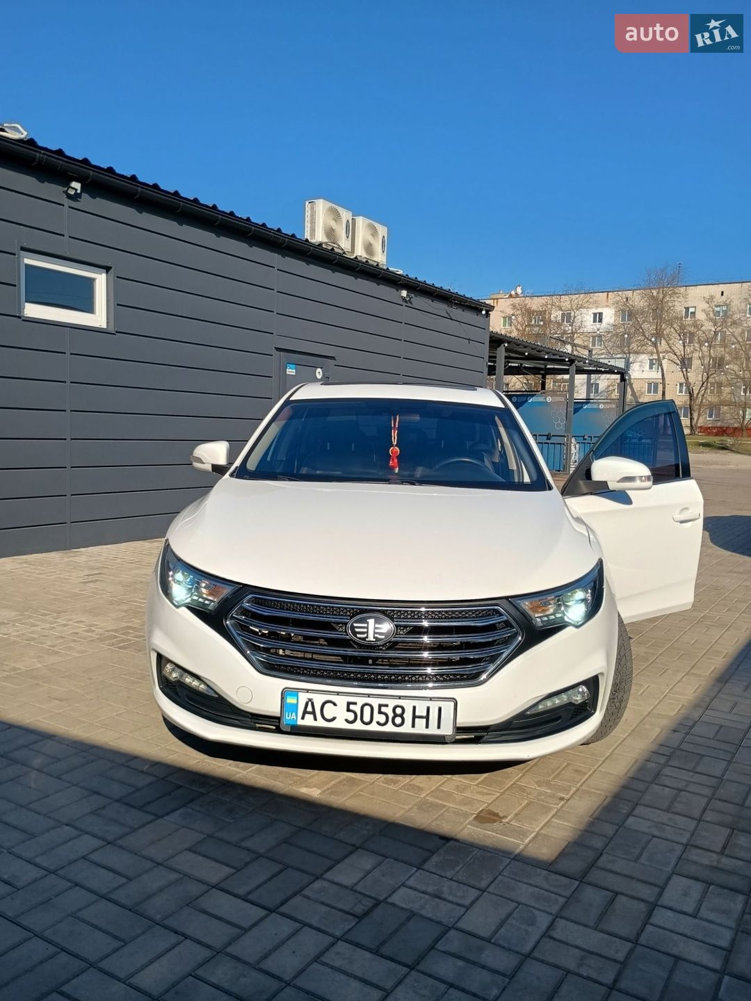 FAW B30 2019 VIN LFP83ACCXK1D02479 фото оголошення 3 з 15