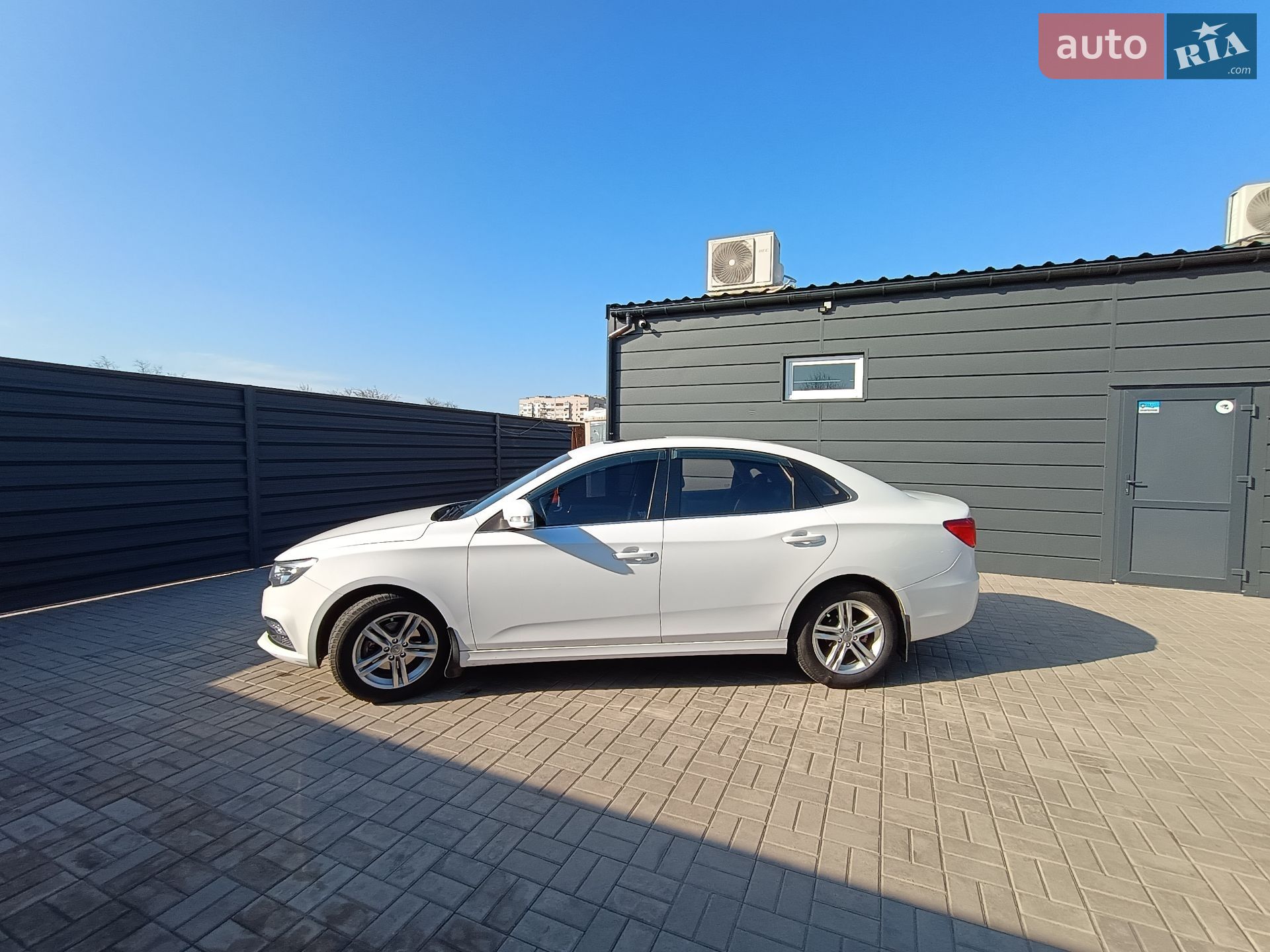 FAW B30 2019 VIN LFP83ACCXK1D02479 фото оголошення 14 з 15