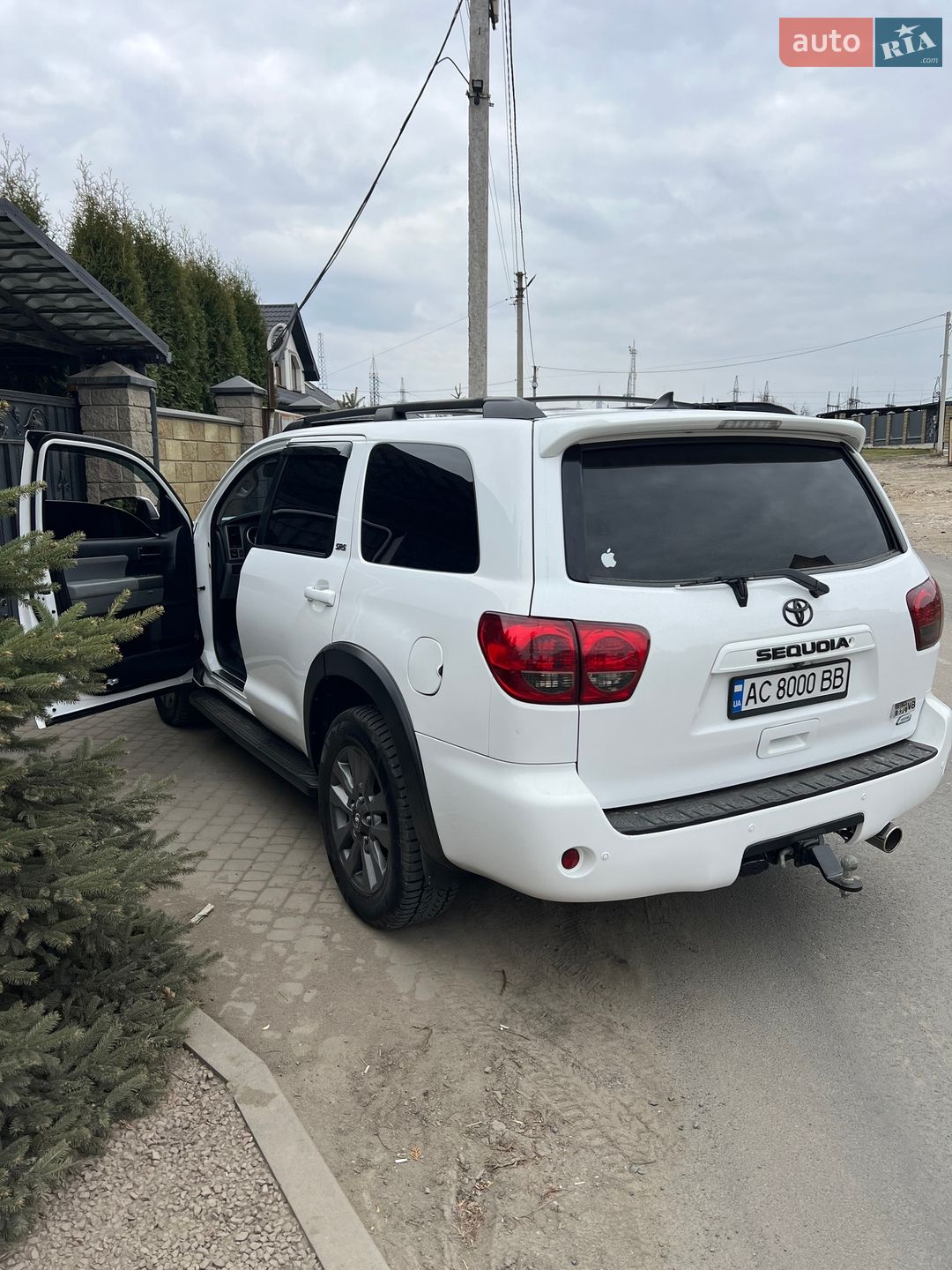 Toyota Sequoia 2013 VIN 5TDBW5G15DS076951 фото оголошення 3 з 42