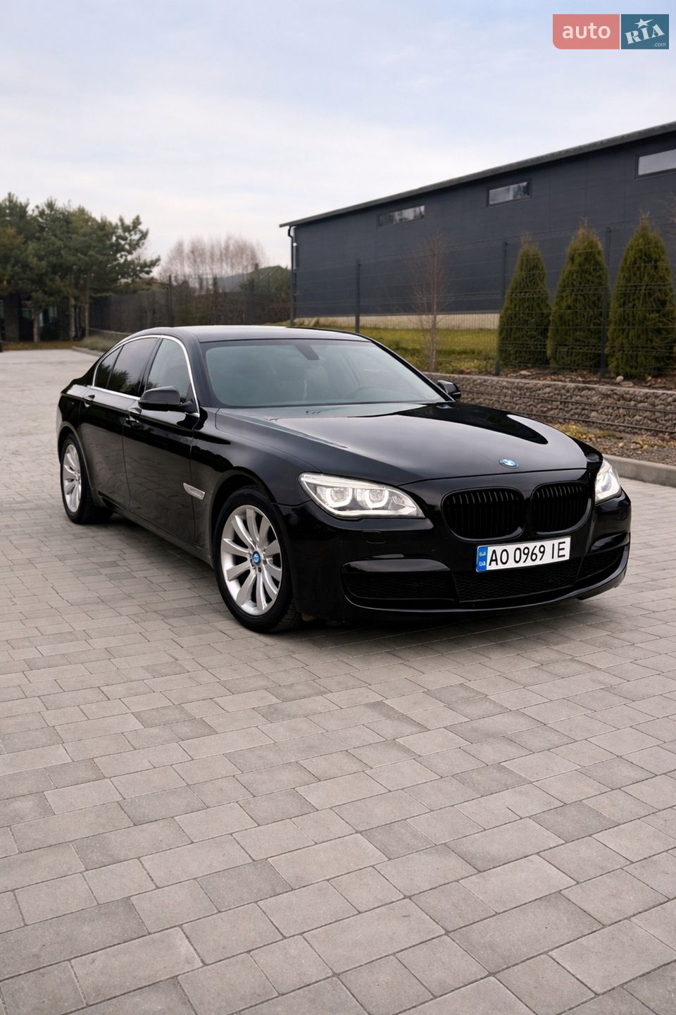 BMW 7 Series 2014 VIN WBAYC41000DZ77337 фото оголошення 6 з 19
