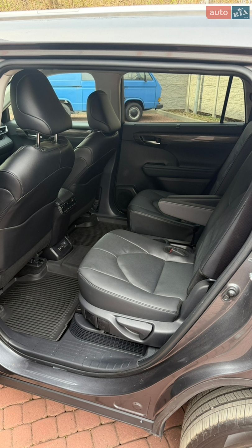 Toyota Highlander 2025 VIN 5TDEBRCH2SS651751 фото оголошення 11 з 24