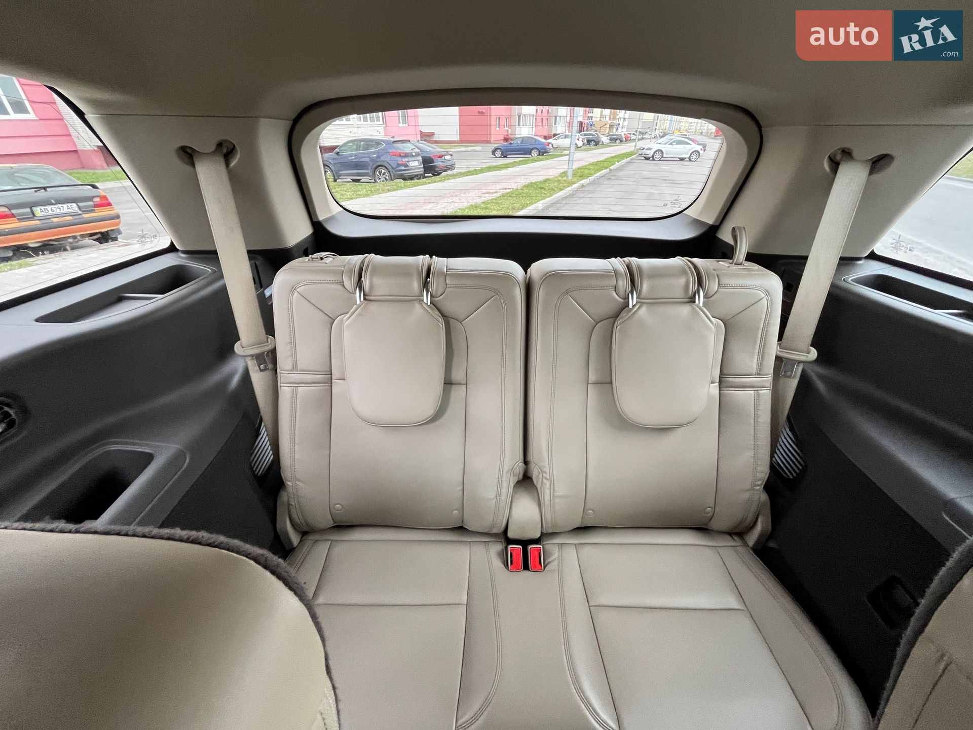 Lincoln Aviator 2020 VIN 5LM5J7WCXLGL24364 фото оголошення 26 з 35