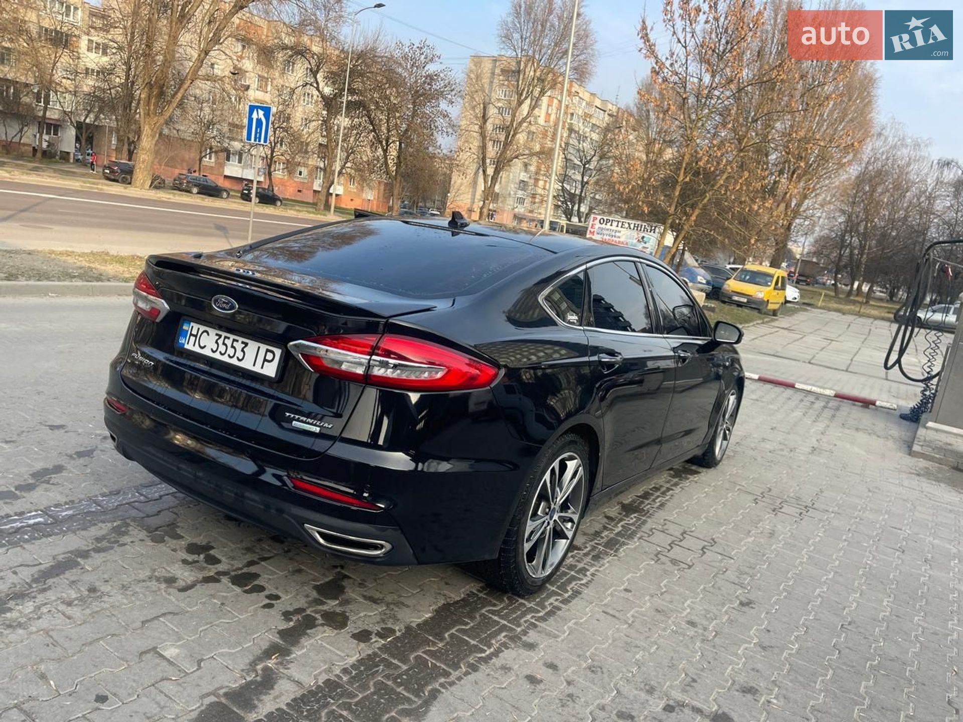 Ford Fusion 2019 VIN 3FA6P0K90LR104273 фото оголошення 13 з 21