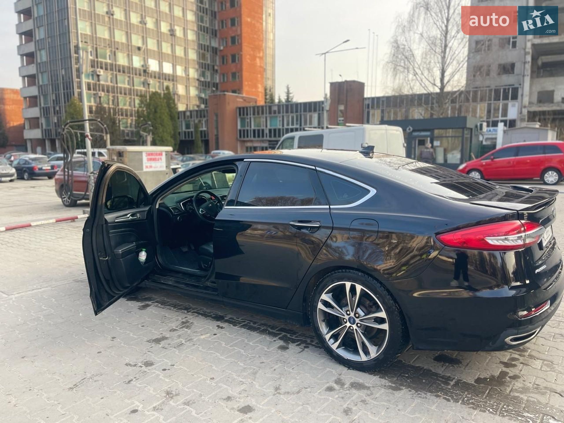 Ford Fusion 2019 VIN 3FA6P0K90LR104273 фото оголошення 18 з 21